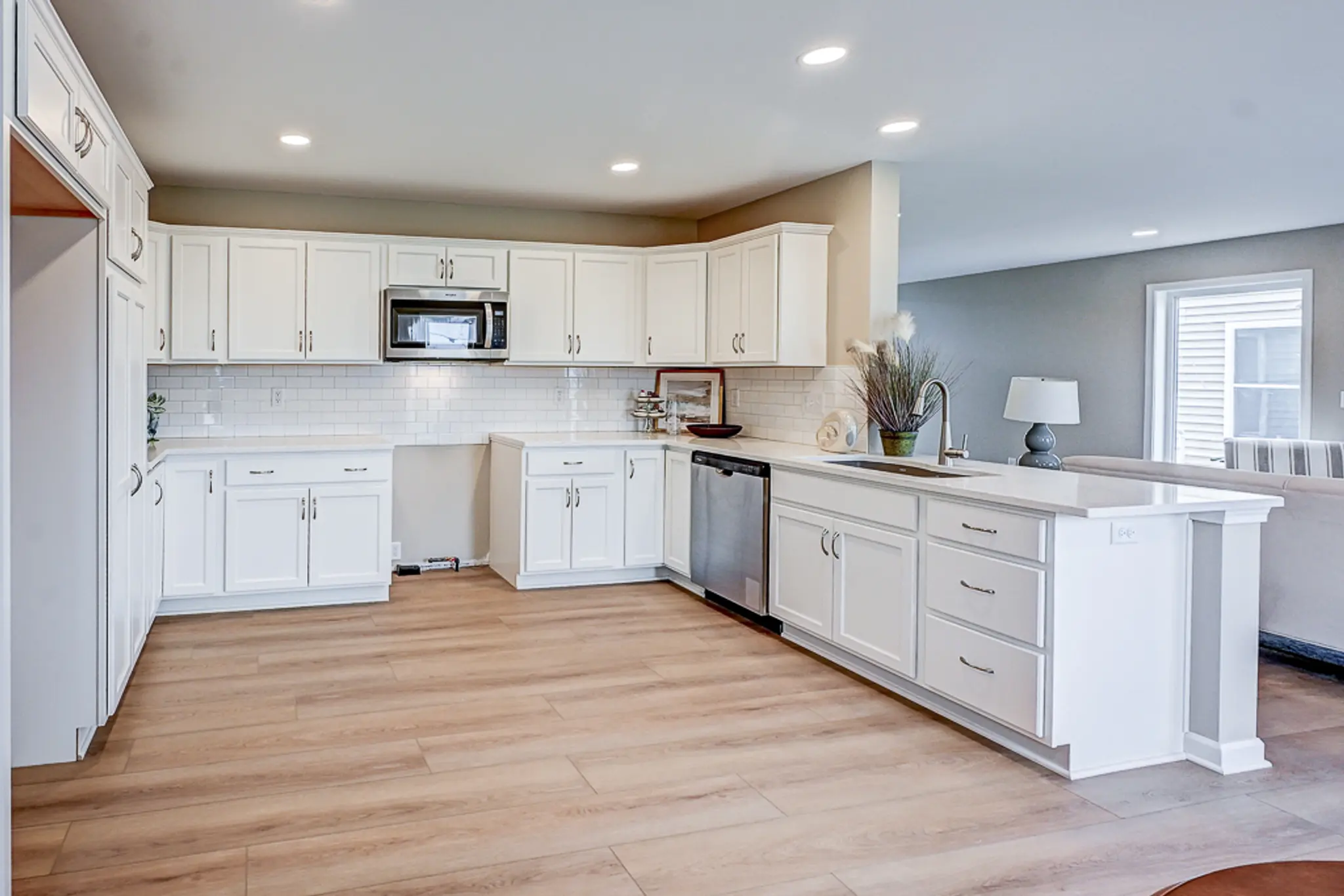 Thumbnail - 150 Cloverleaf Court #1