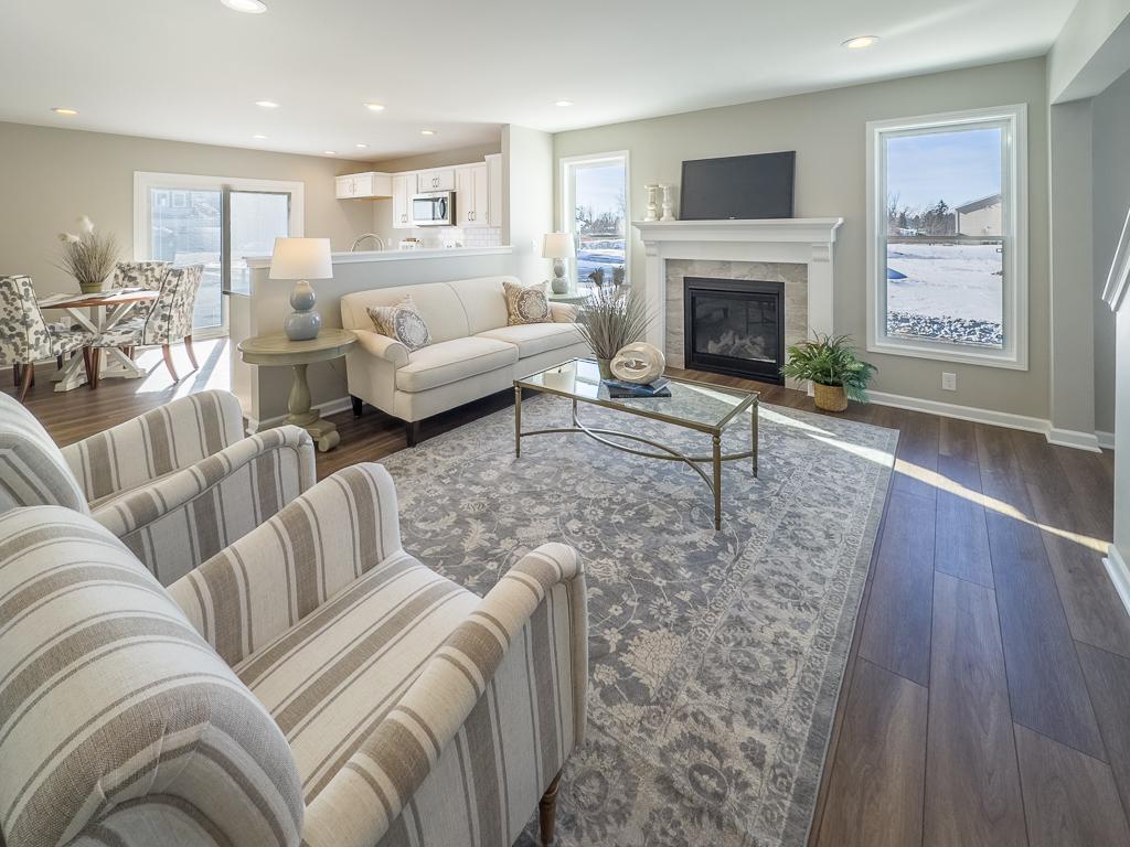 Thumbnail - 160 Cloverleaf Court #2