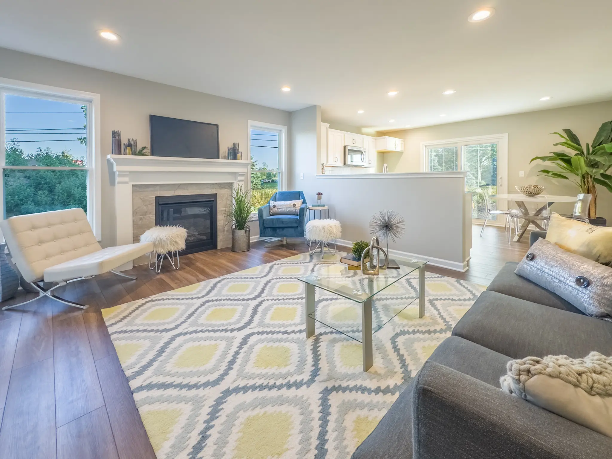 Thumbnail - 110 Cloverleaf Court #2