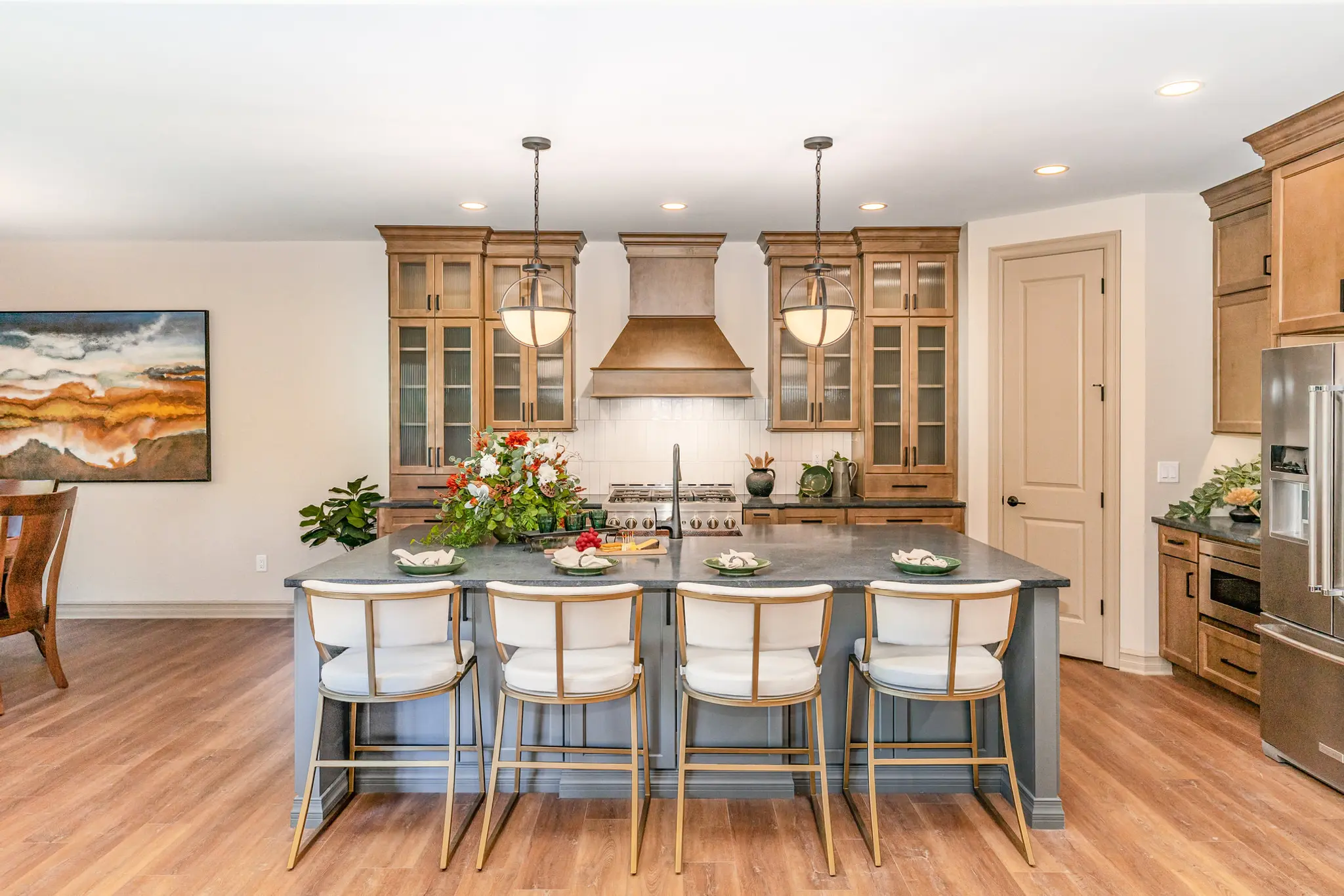 Elite X - Interior Photo 8