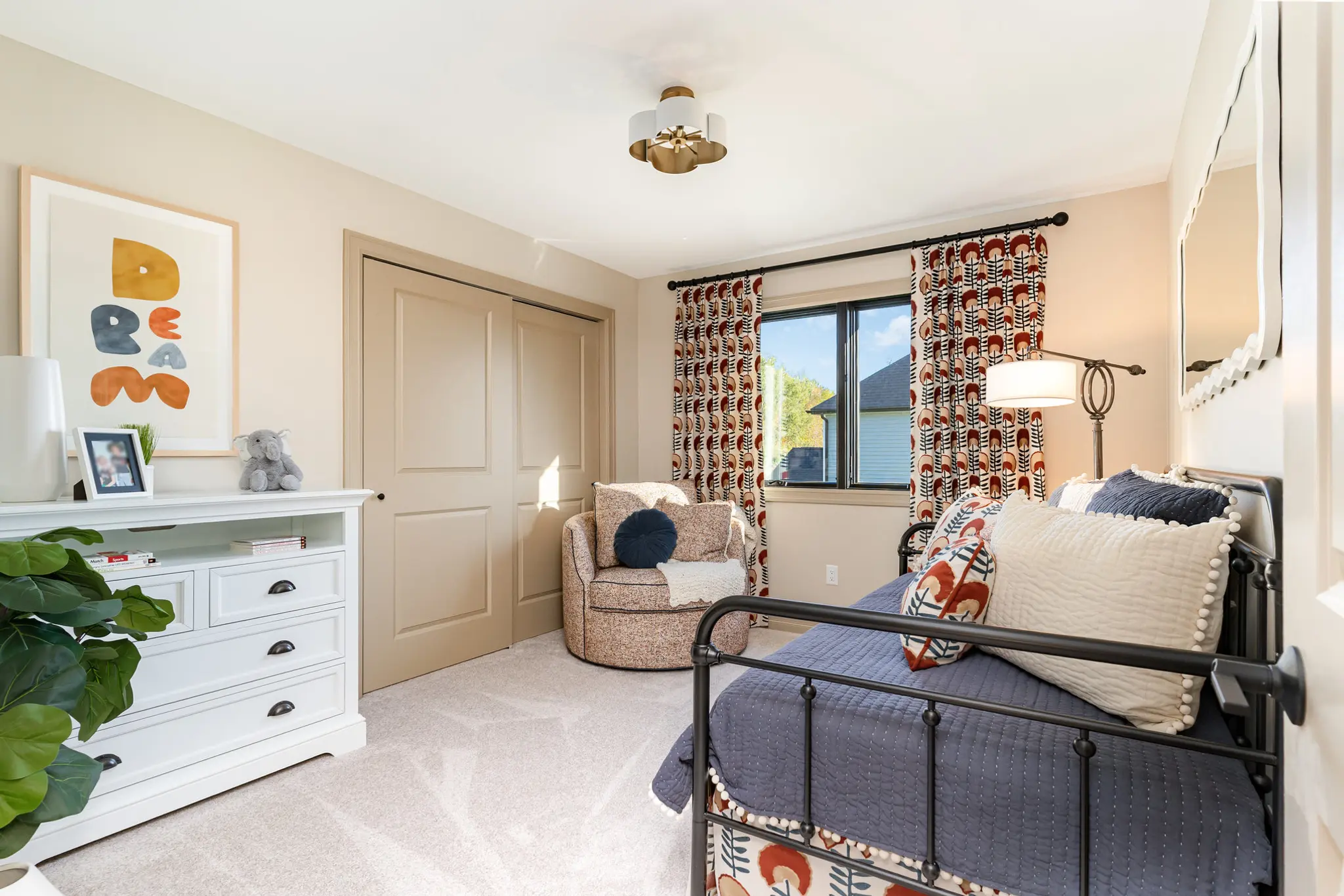 Elite X - Interior Photo 21