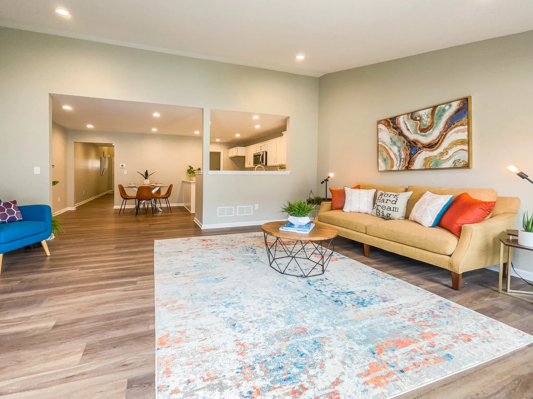 Cambridge A - Interior Photo 10