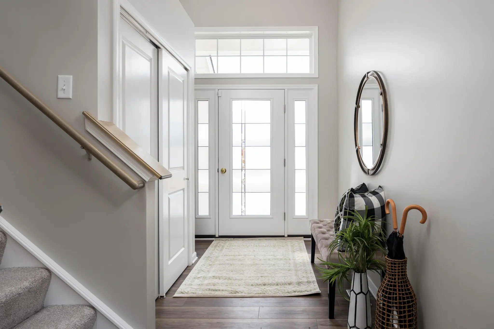 Winston - Interior Photo 3