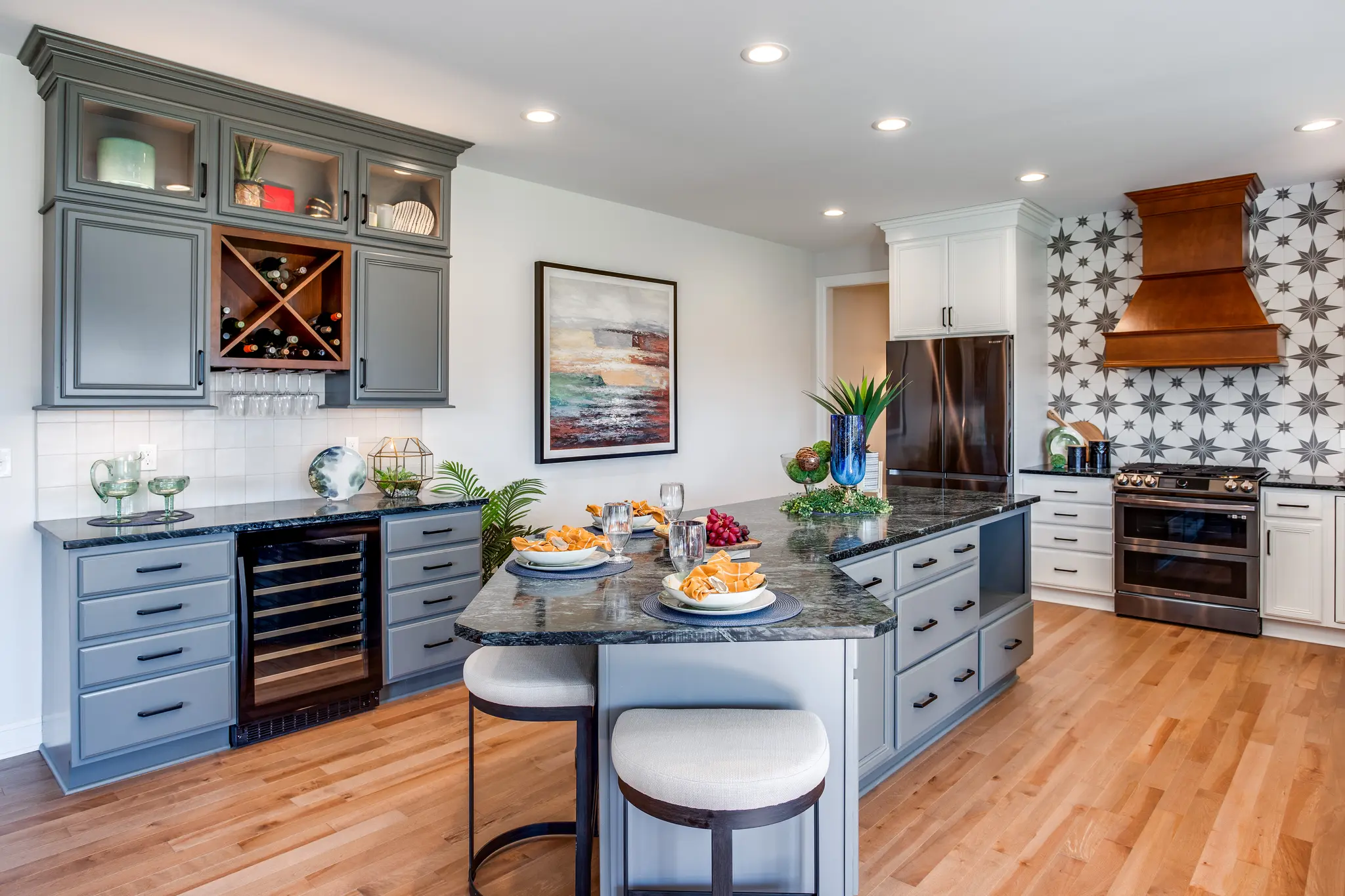 Advantage X - Interior Photo 7