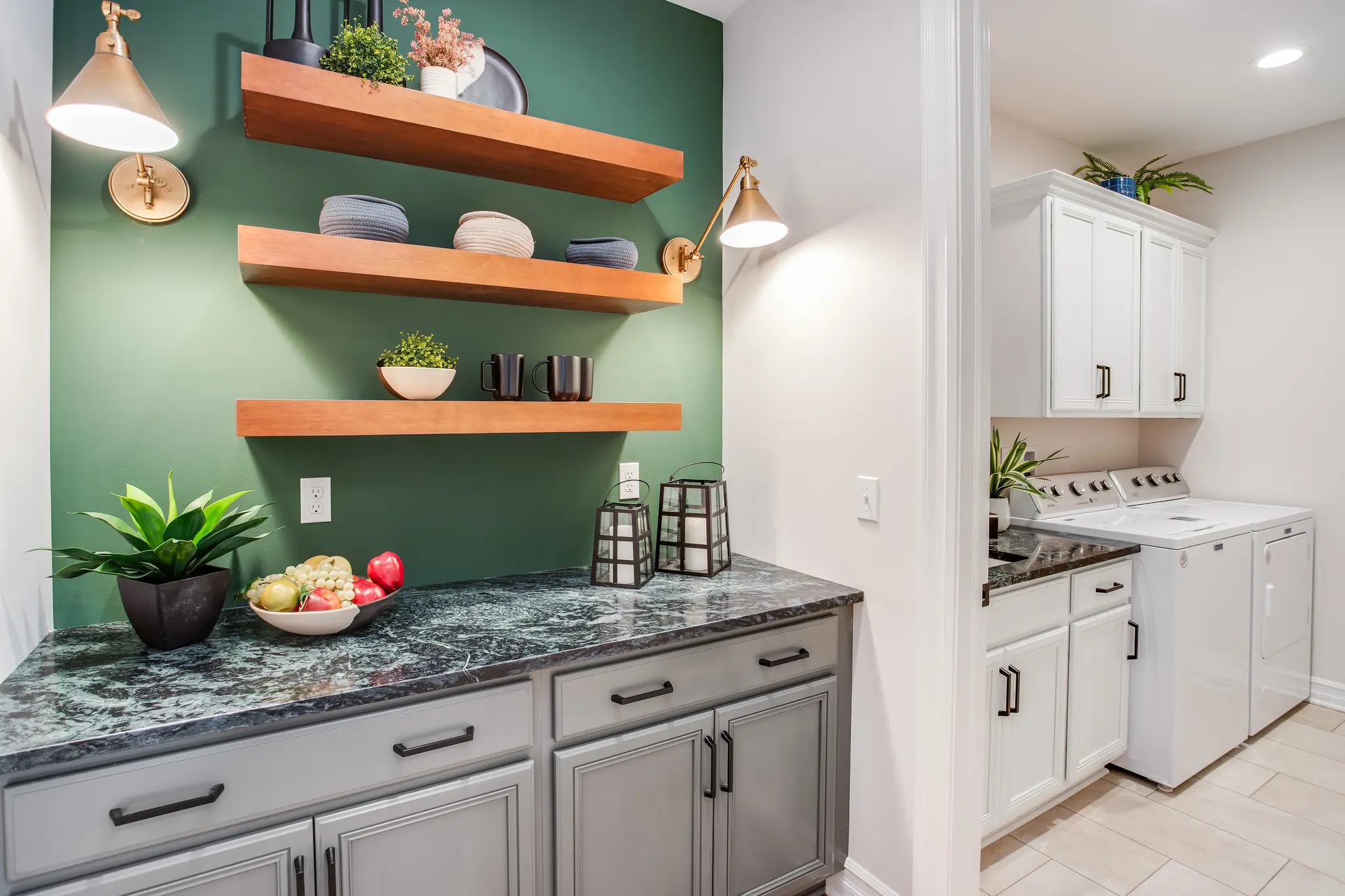 Advantage X - Reserve - Interior Photo 8