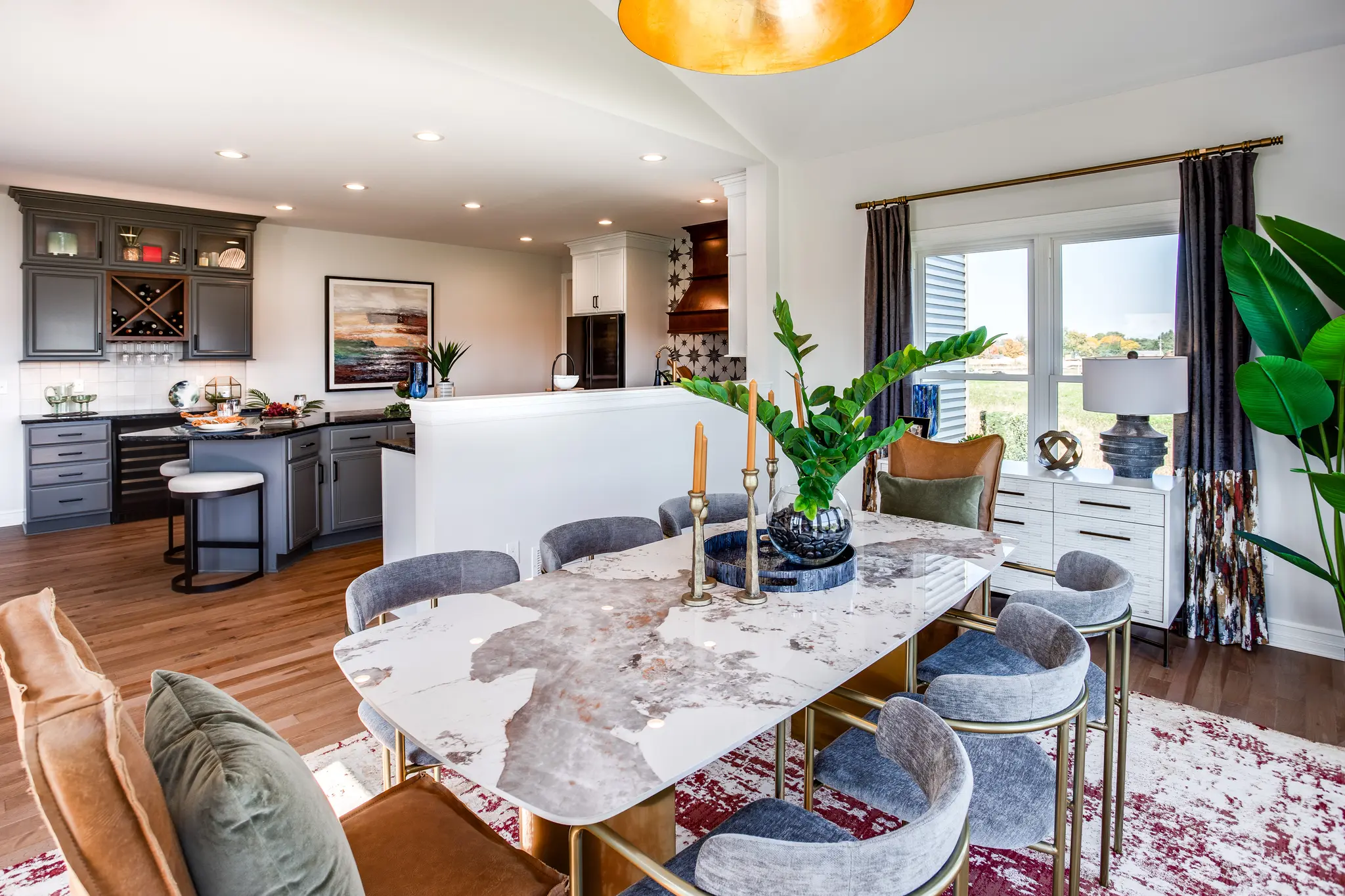 Advantage X - Interior Photo 14