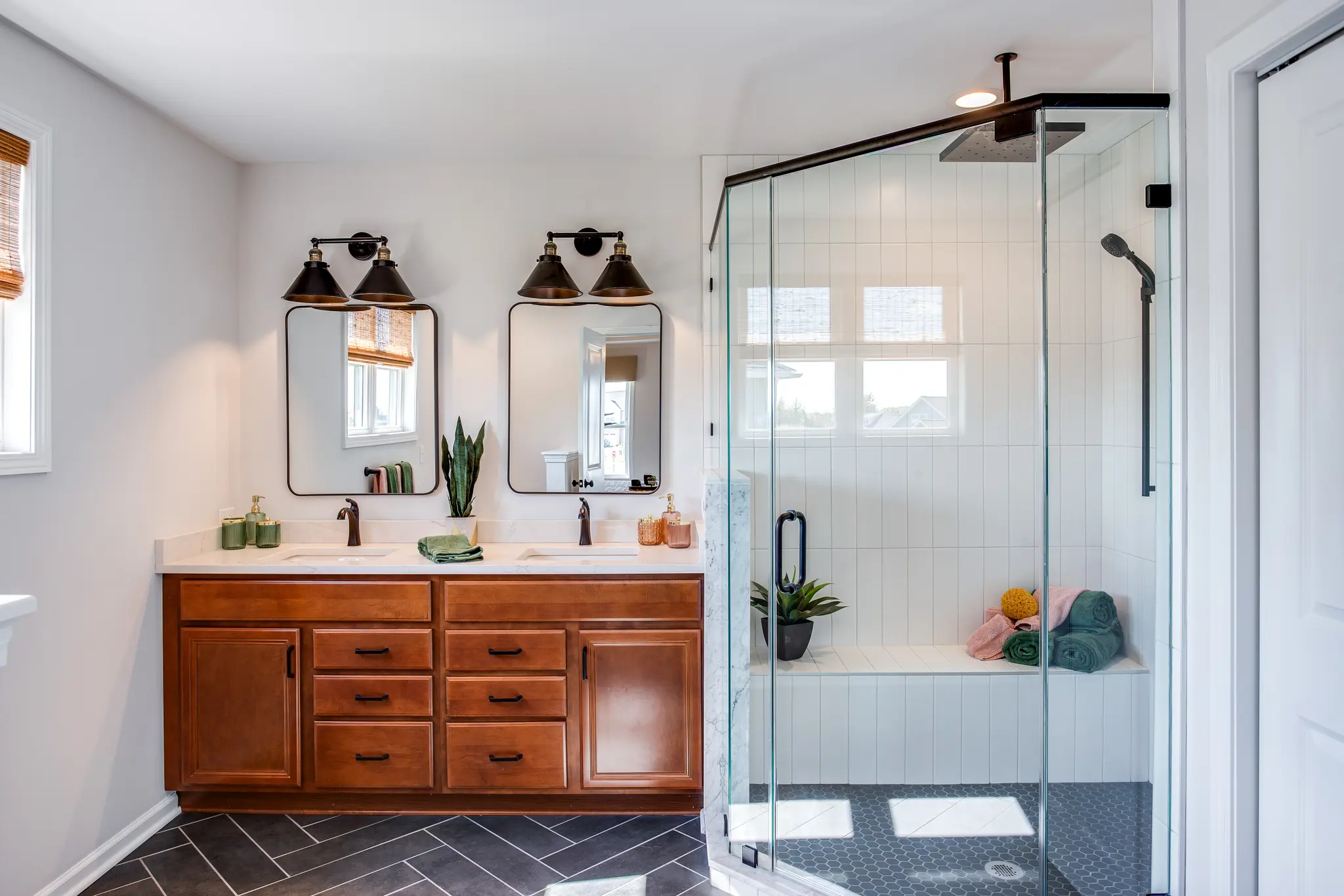 Advantage X - Reserve - Interior Photo 13