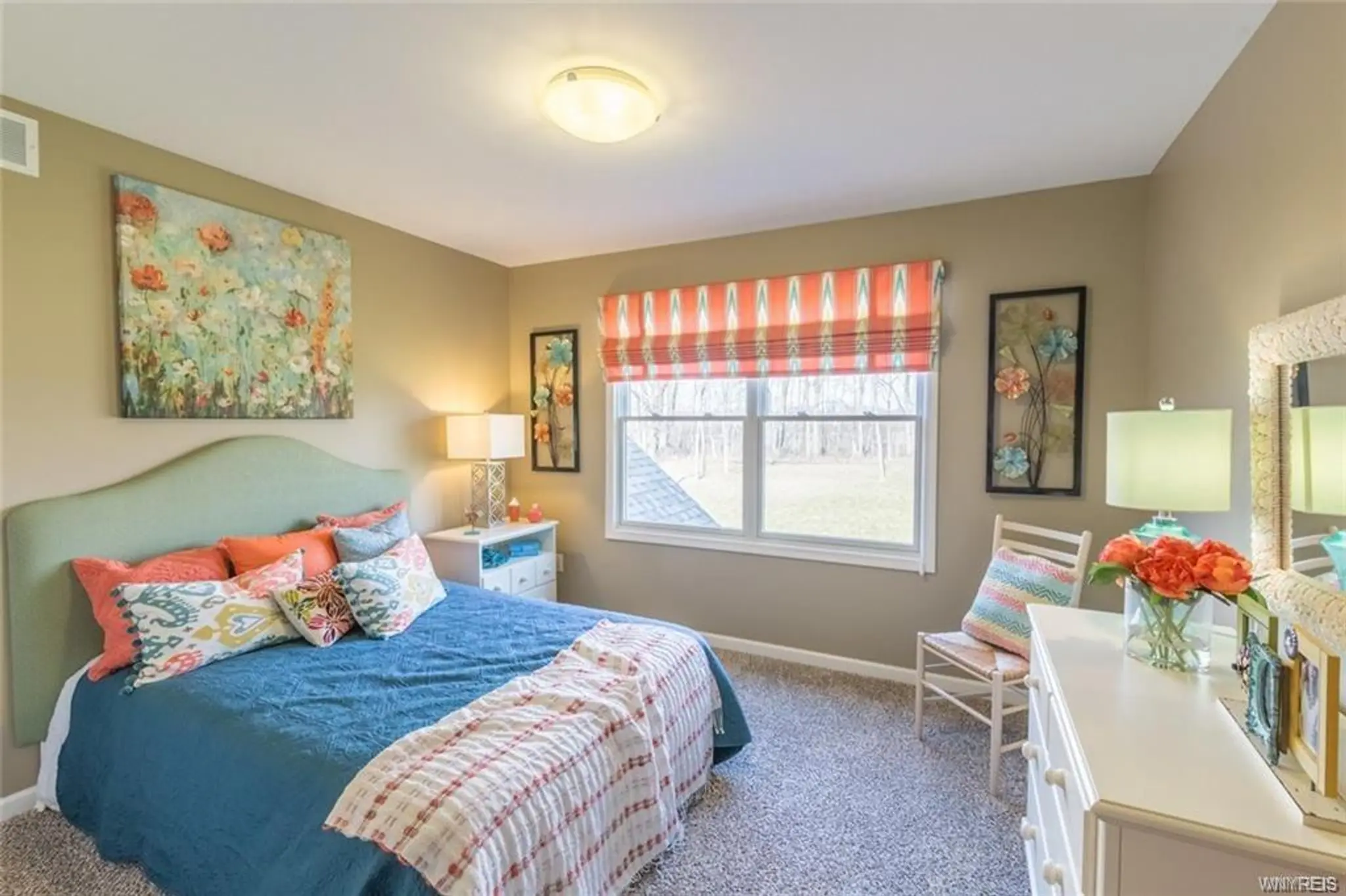 Avalon - Interior Photo 13