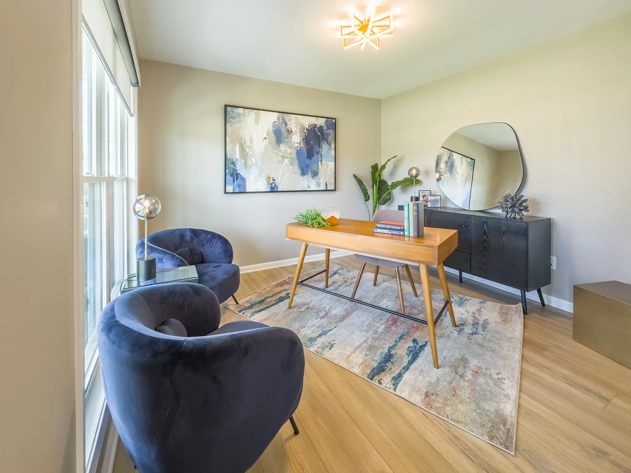 Heritage IX - Interior Photo 6