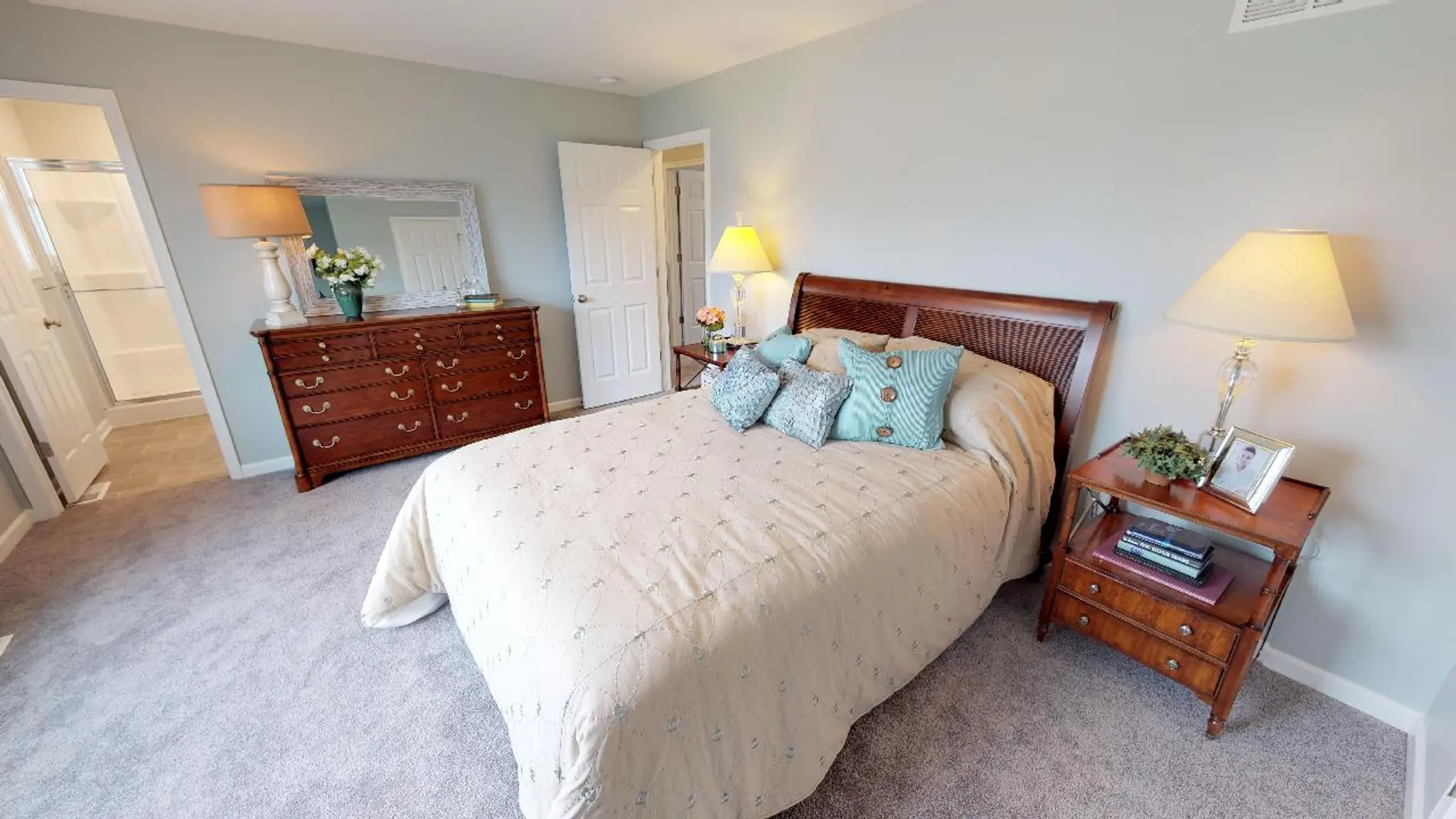 Heritage II - Interior Photo 8