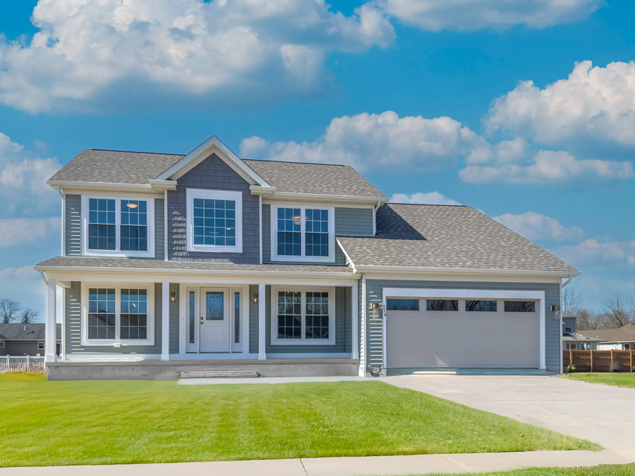 Advantage IX - Exterior Photo 2
