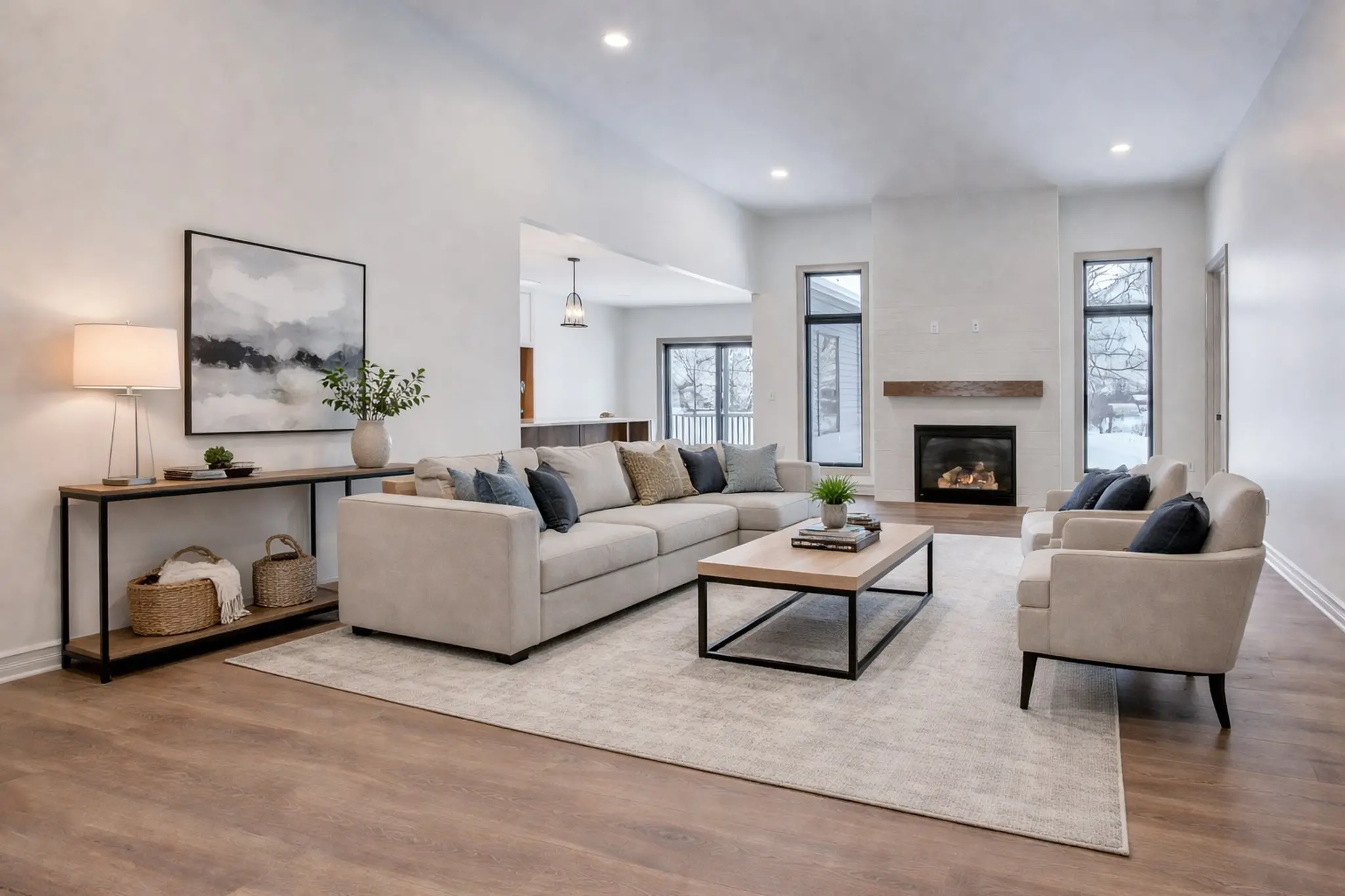 Elite XII - Interior Photo 5