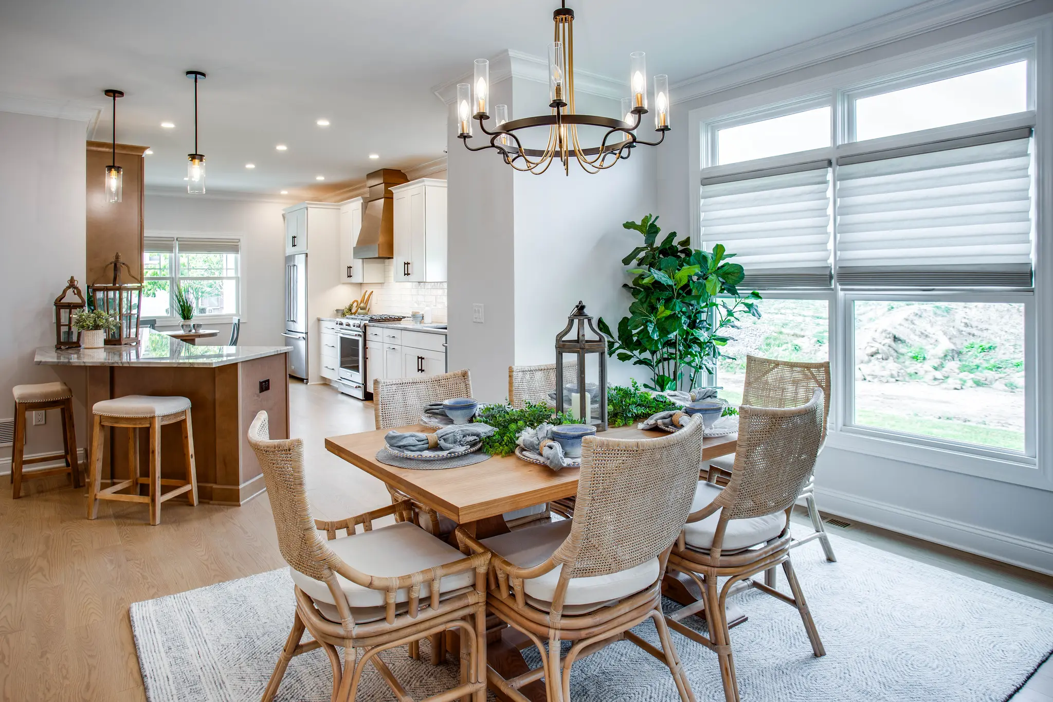 Patio B Manor - Interior Photo 7