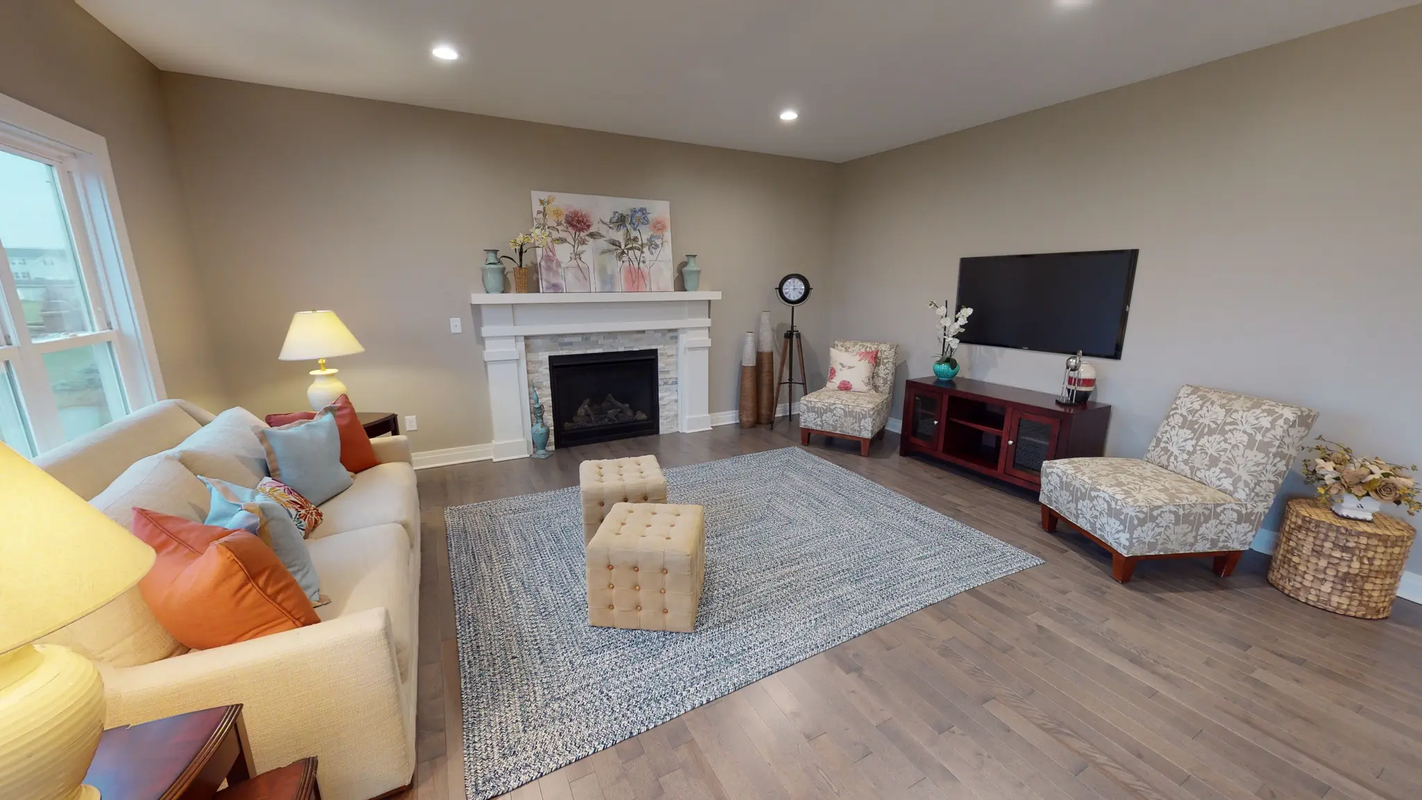 Discovery XIV - Interior Photo 6