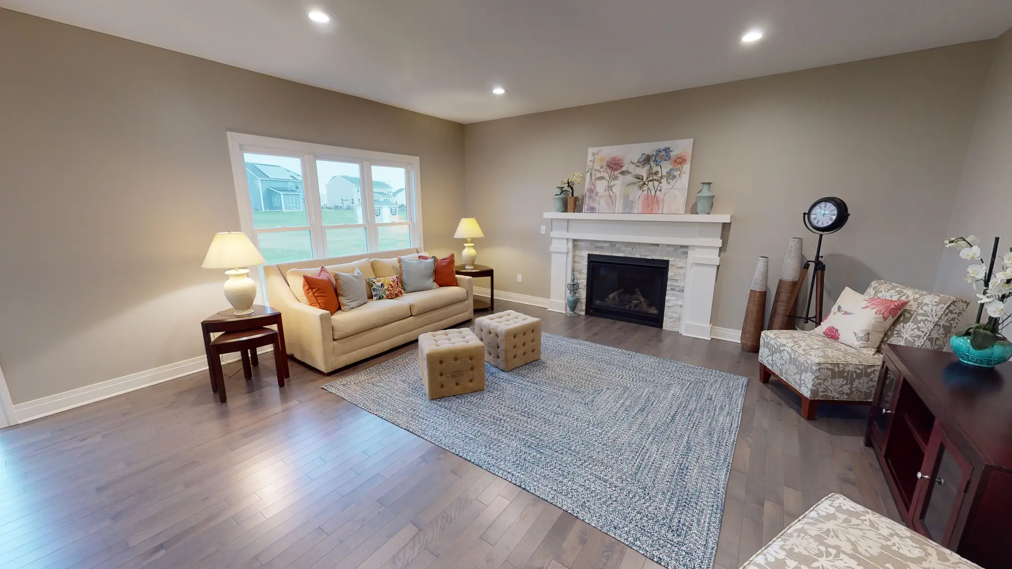 Discovery XIV - Interior Photo 7