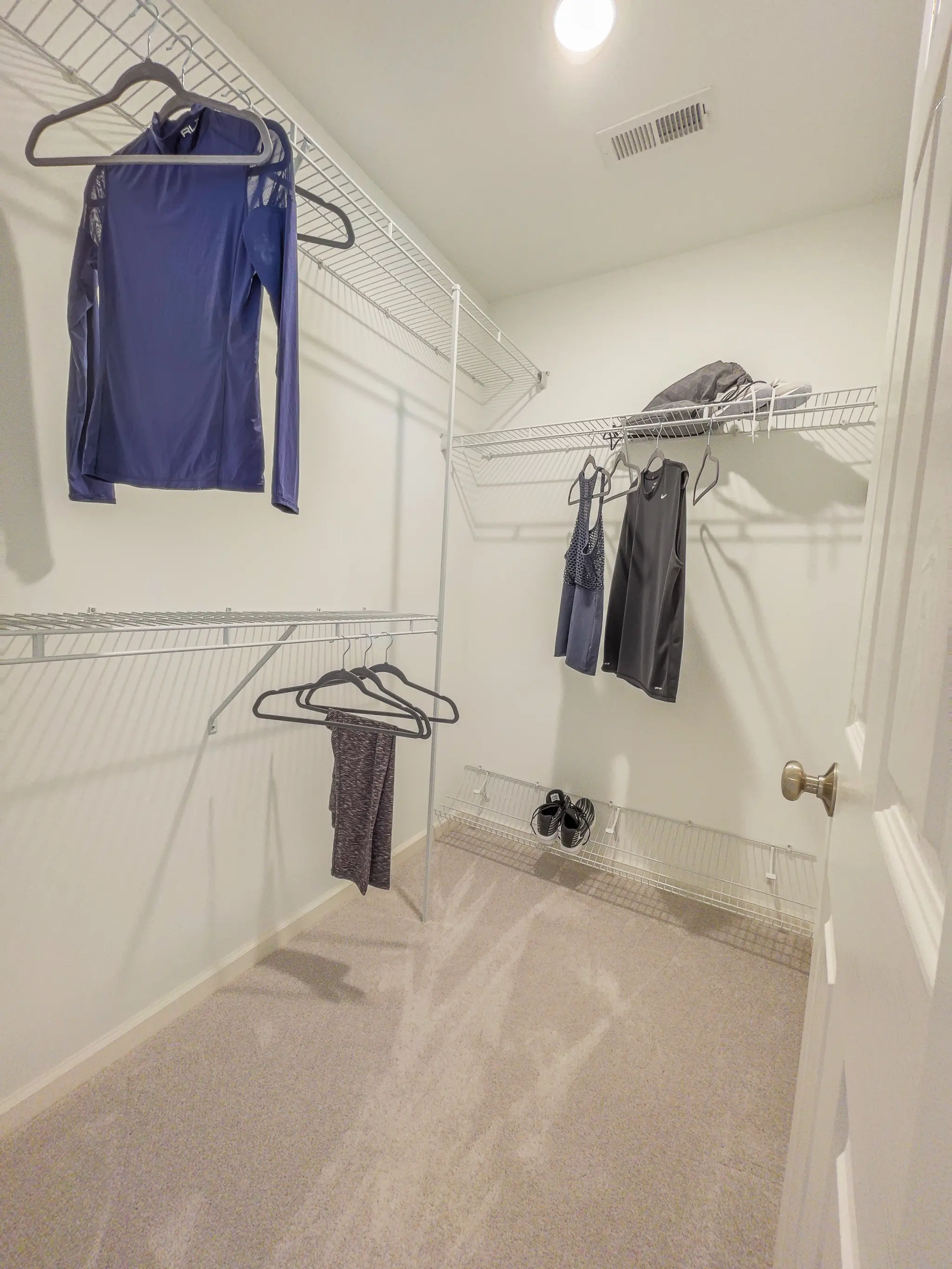 Cambridge - Interior Photo 13