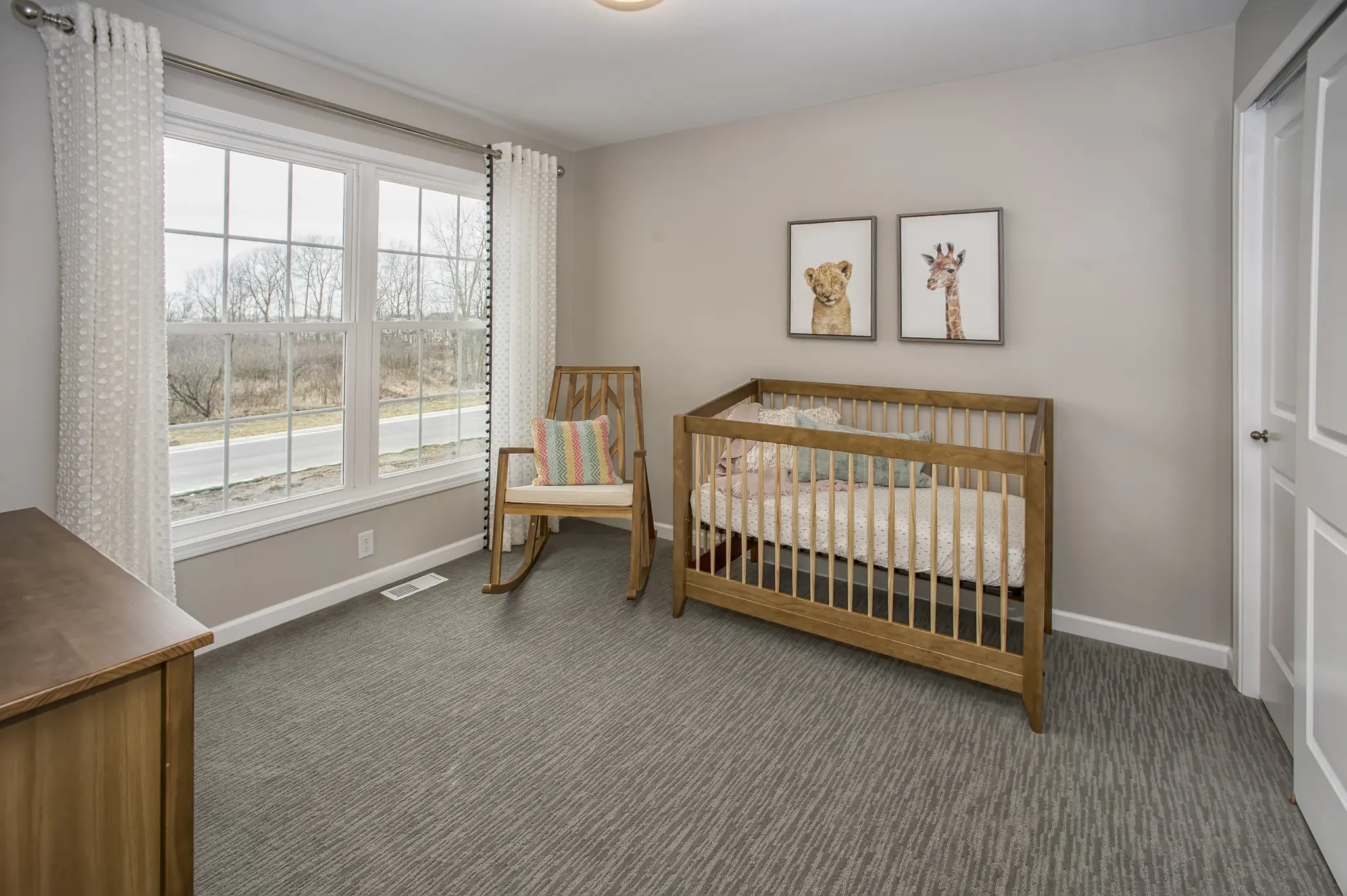 Discovery XI - Interior Photo 15