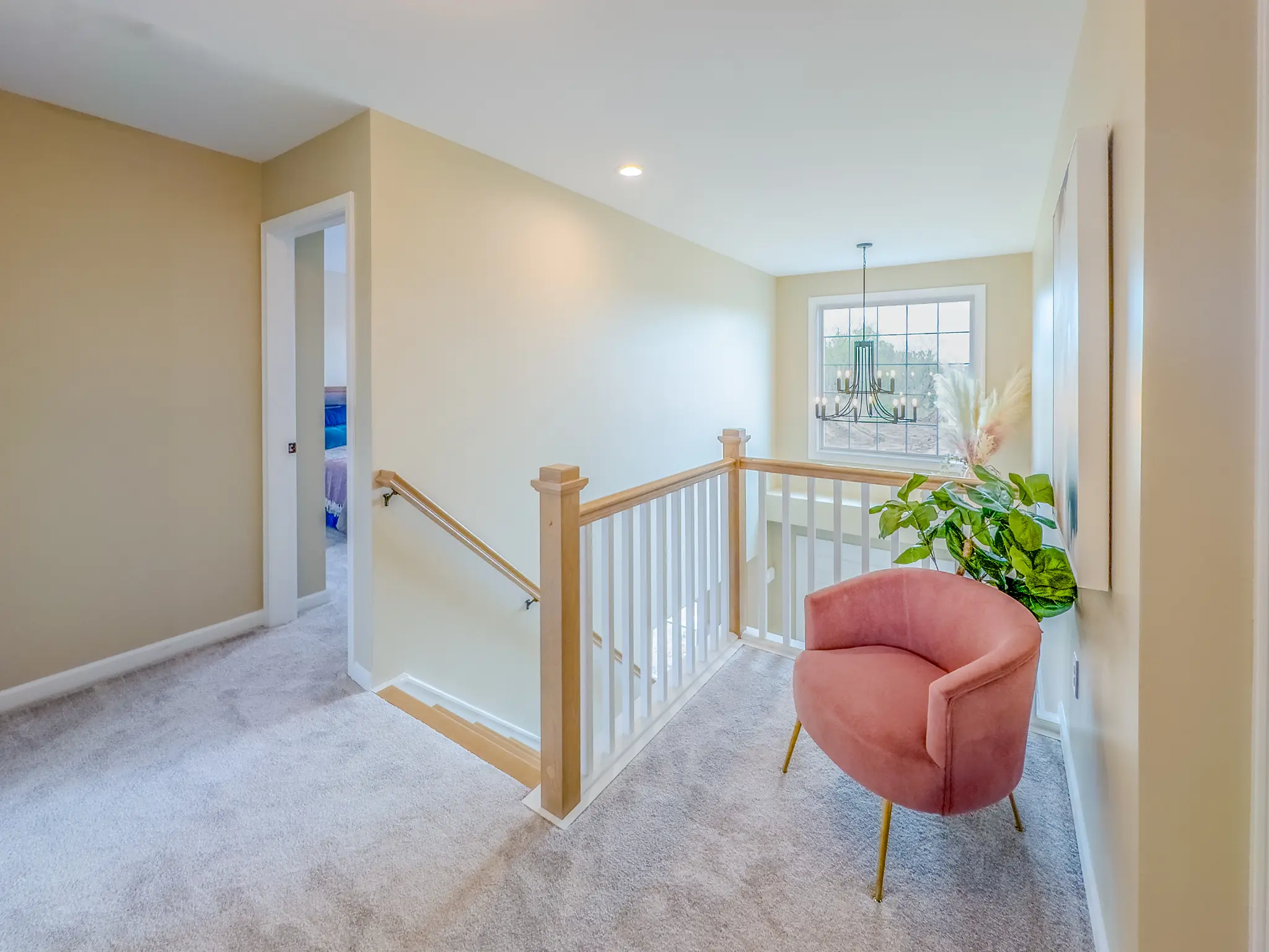 Advantage XI - Interior Photo 11