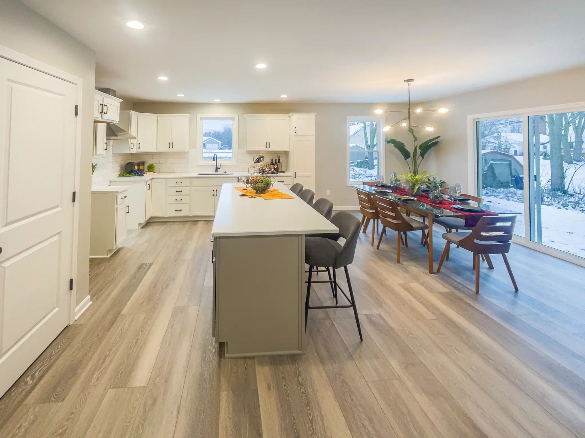 Heritage IX - Interior Photo 10