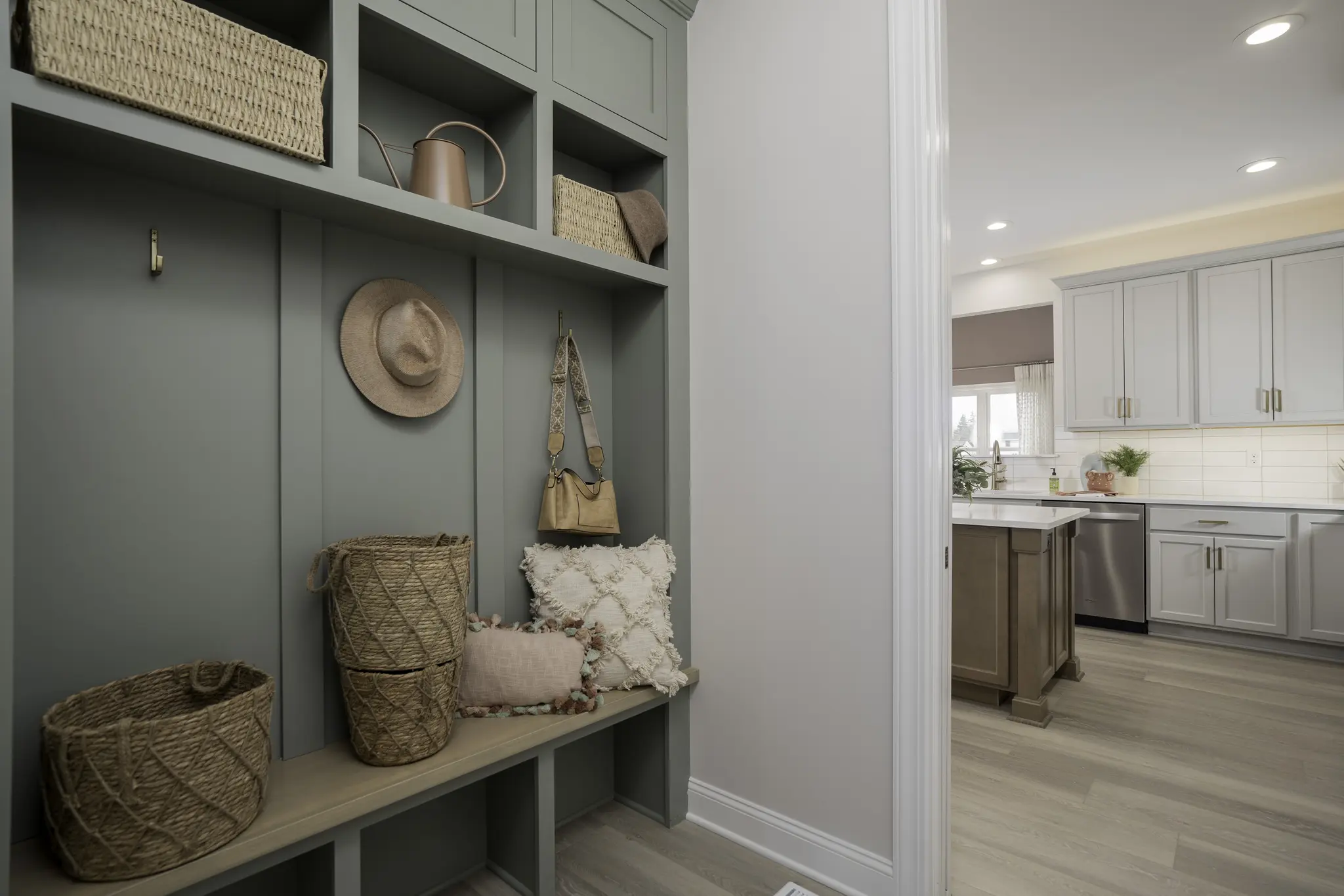 Advantage XII - Interior Photo 10