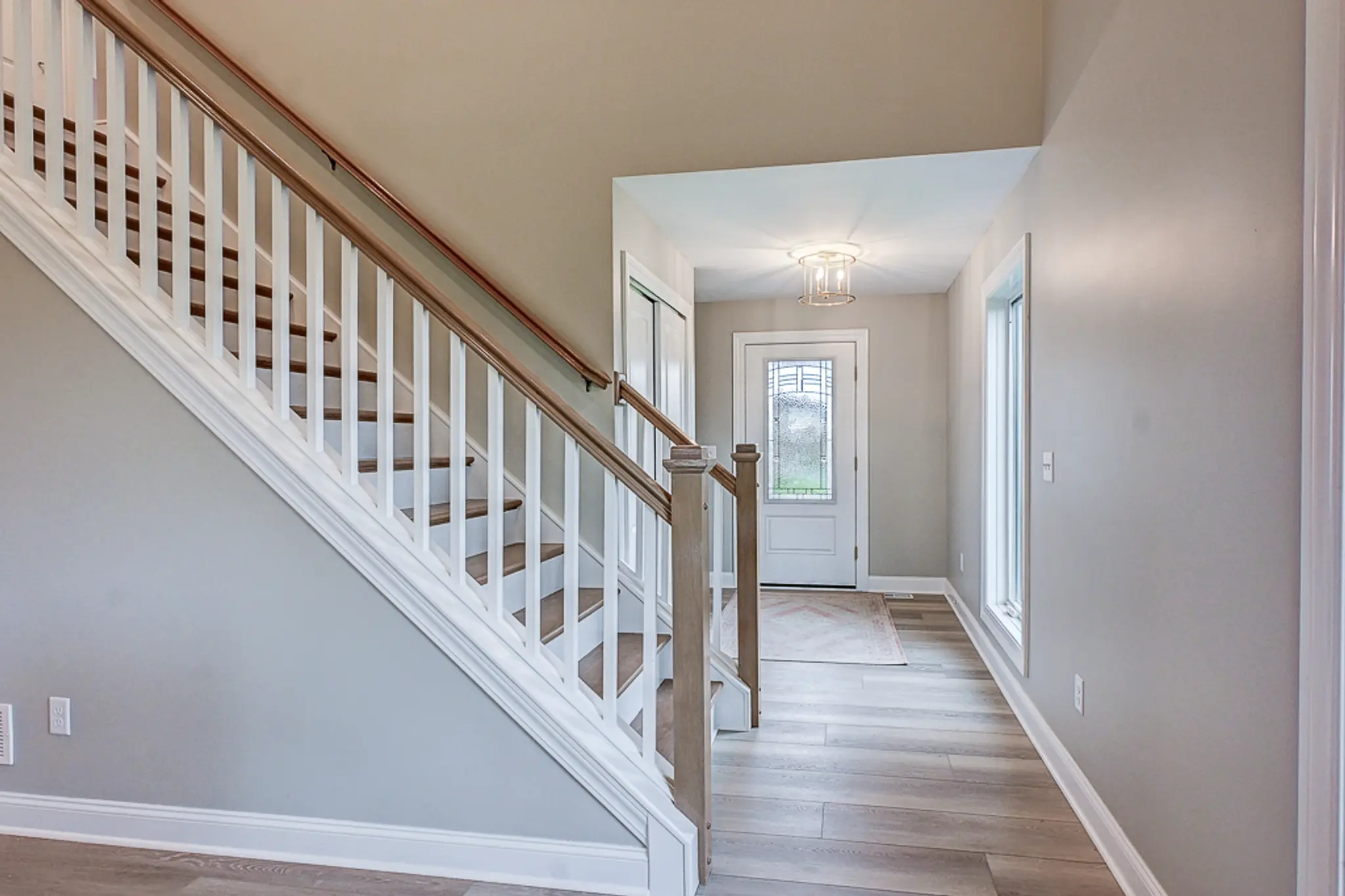 Charleston A - Interior Photo 3