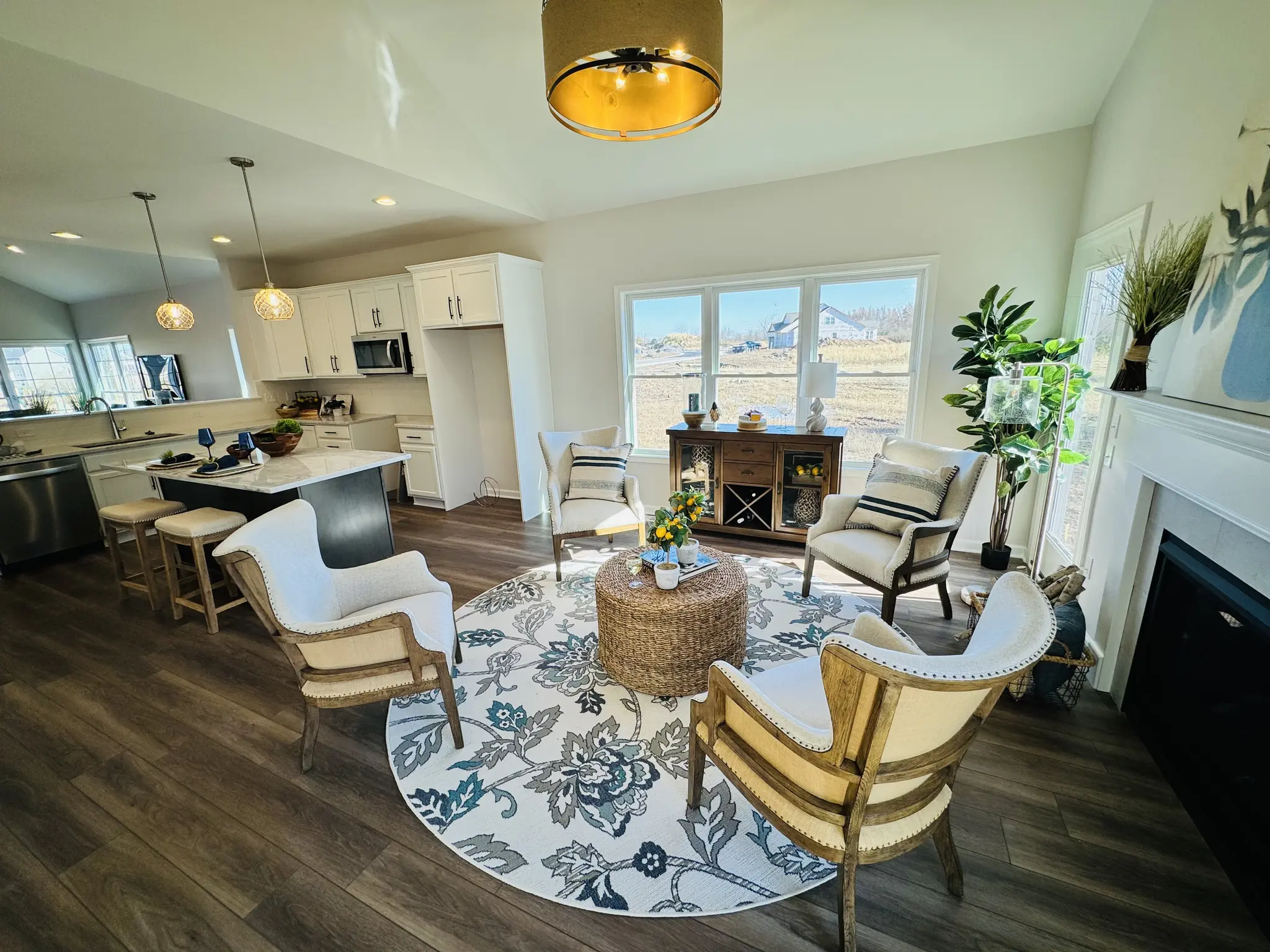 Patio C - Interior Photo 5