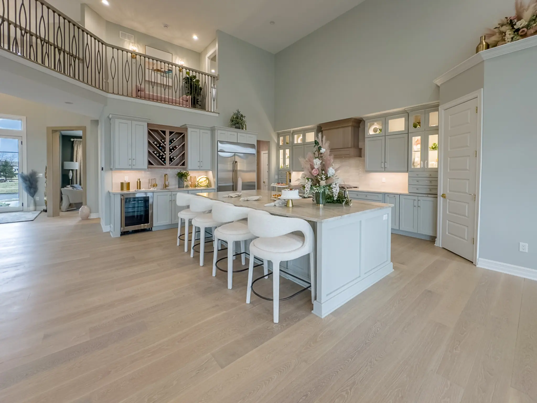 Noblecrest - Interior Photo 11