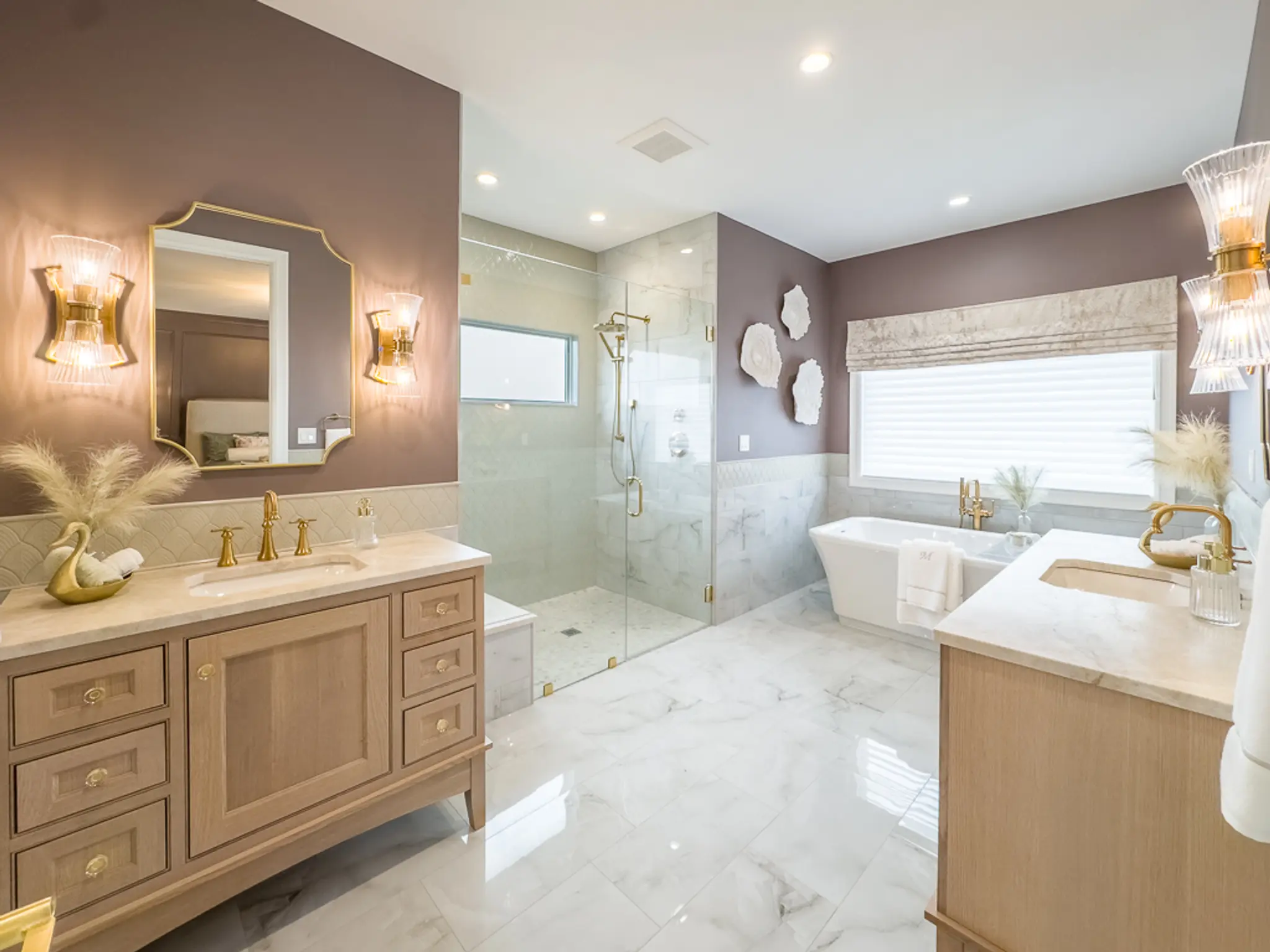 Noblecrest - Interior Photo 22