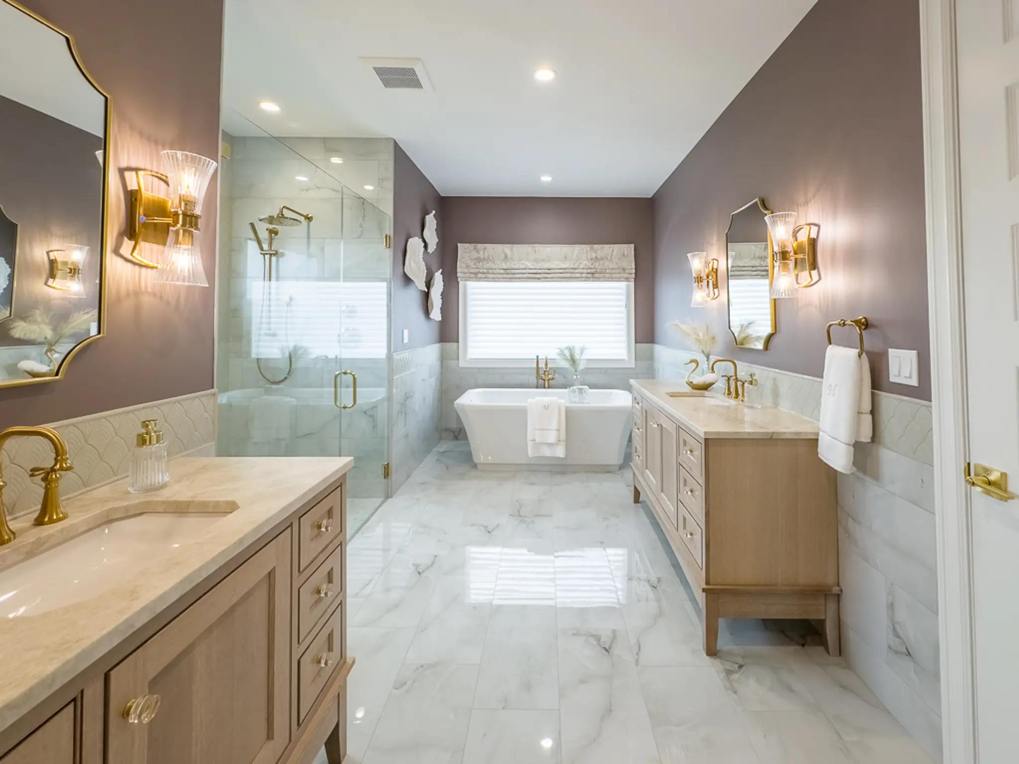 Noblecrest - Interior Photo 21