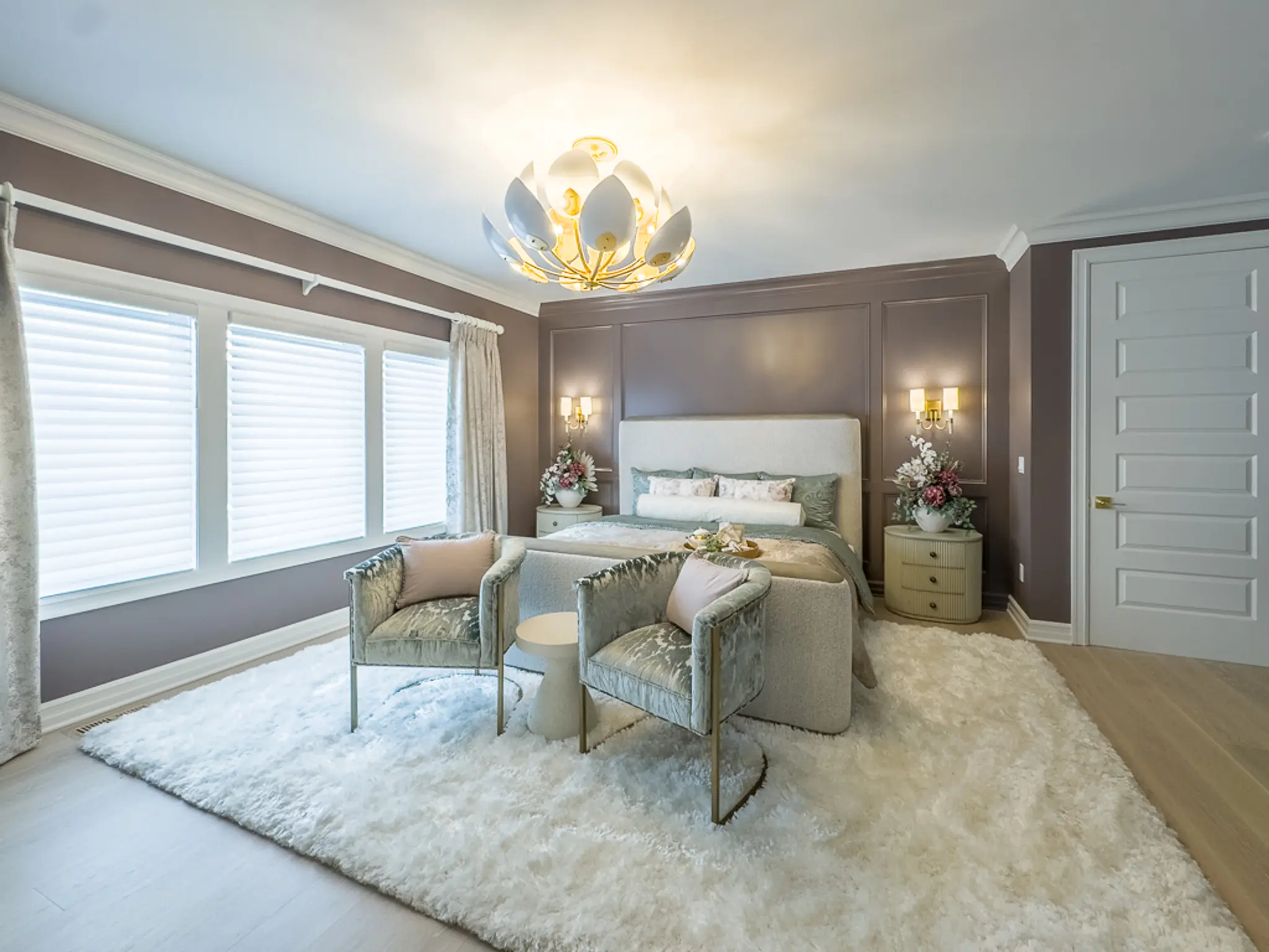 Noblecrest - Interior Photo 19