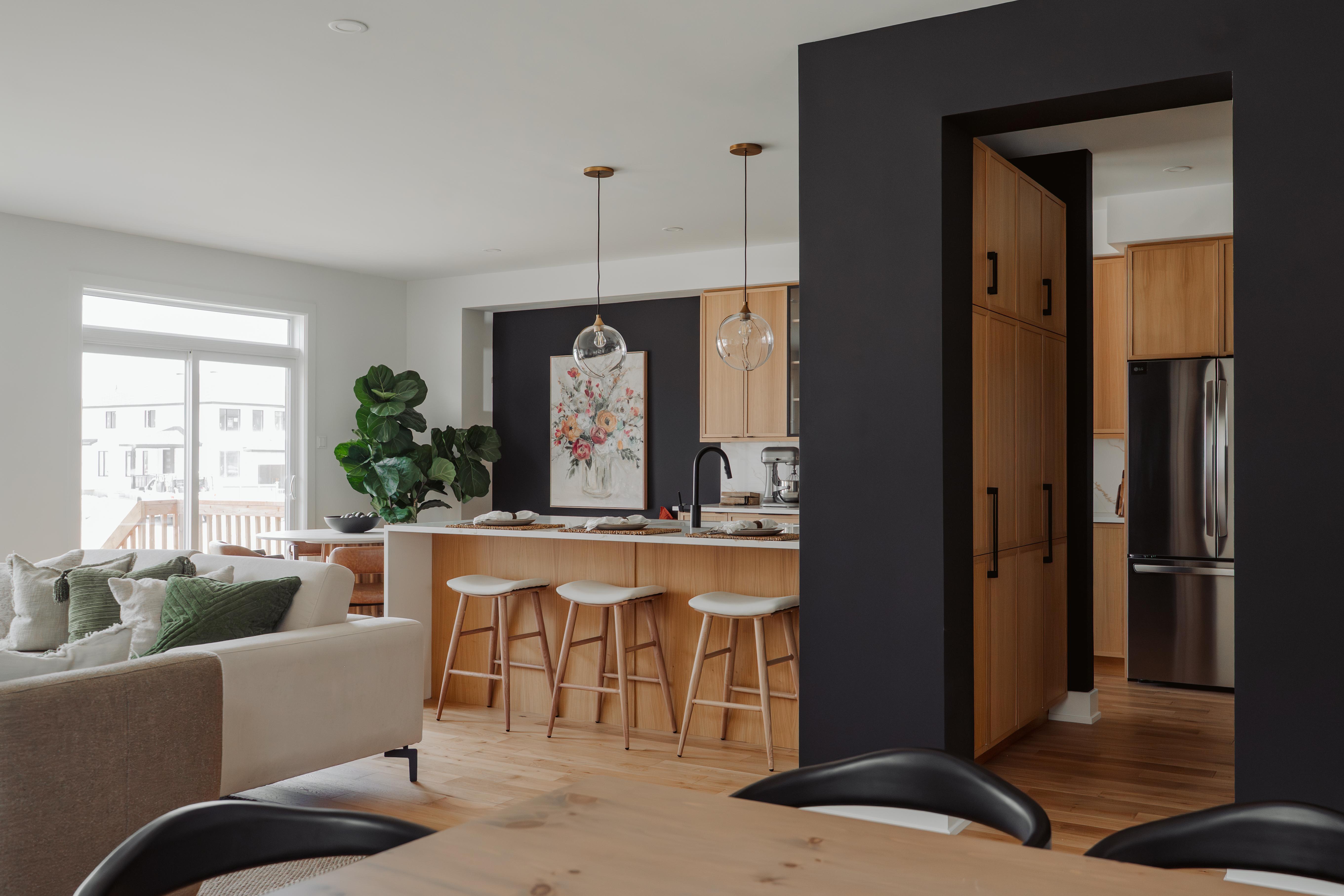 Stirling - Interior Photo 3