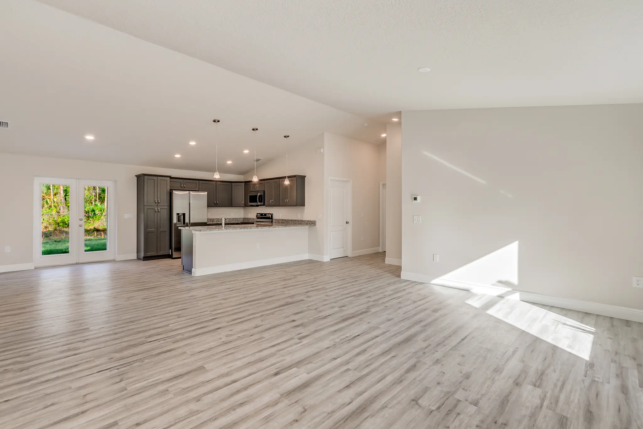 Bellmont - Interior Photo 17