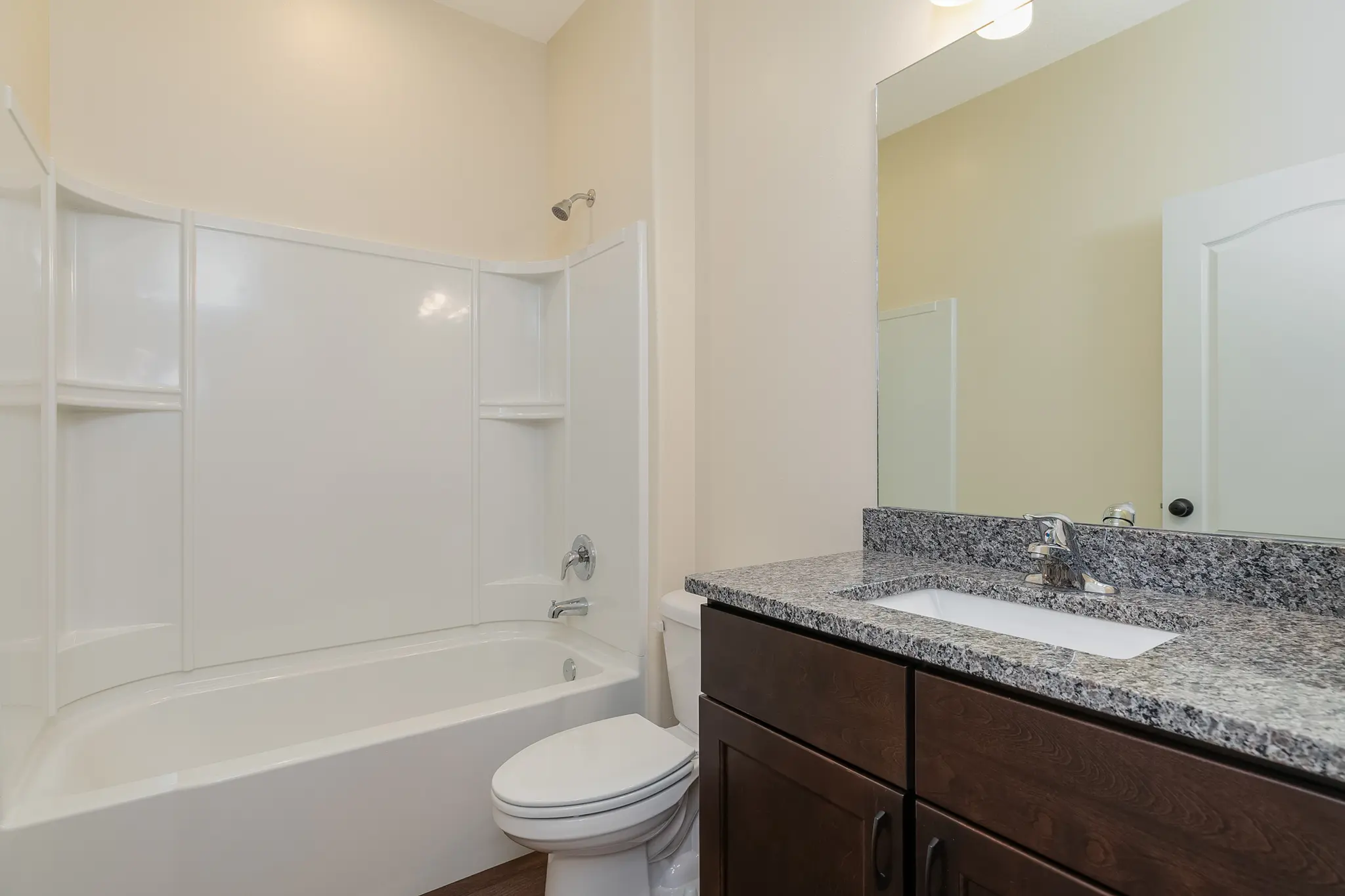 Bellmont - Interior Photo 6