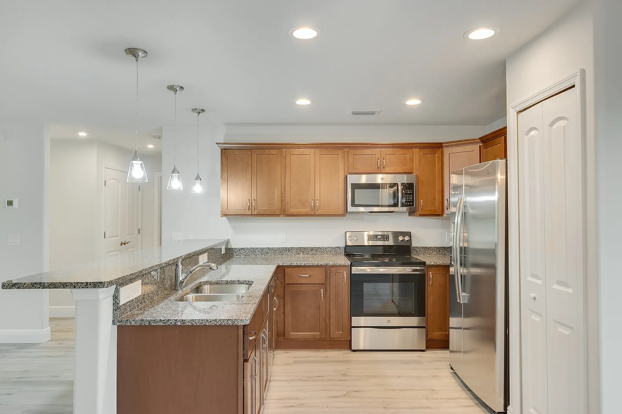 Bellmont - Interior Photo 16