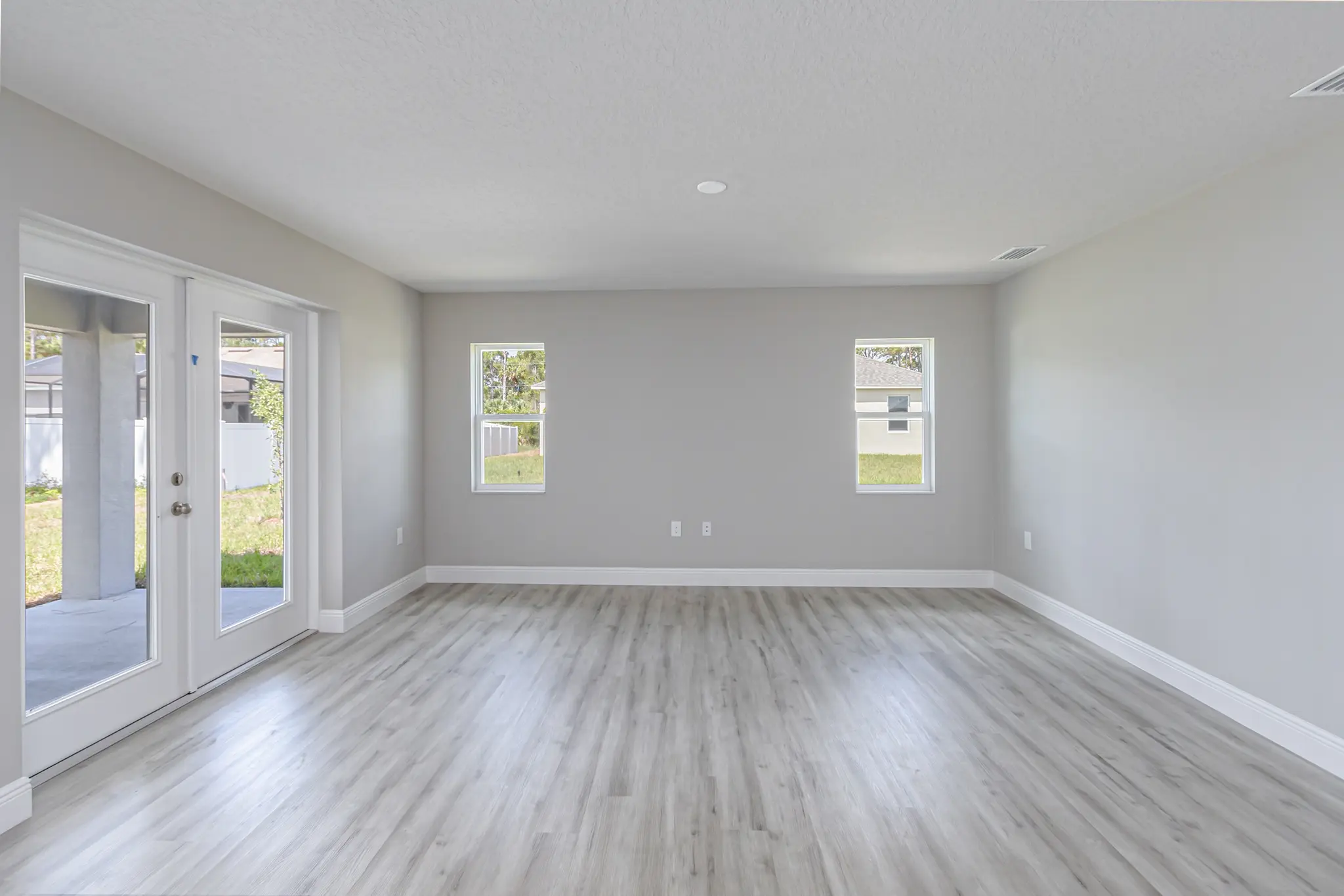 Springfield - Interior Photo 19