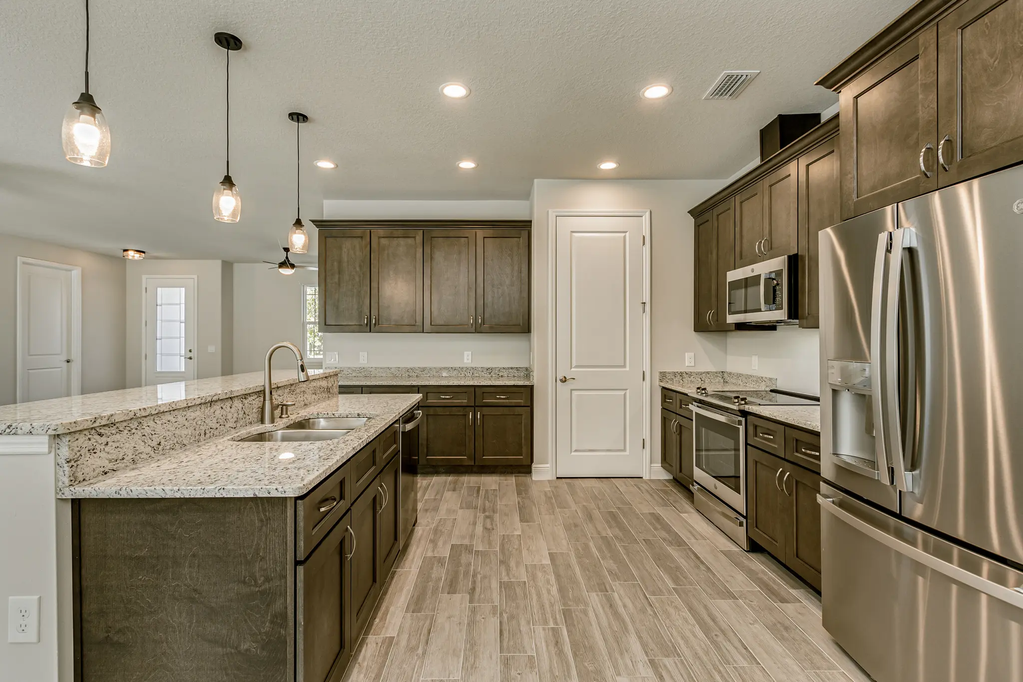 Kaia - Interior Photo 21