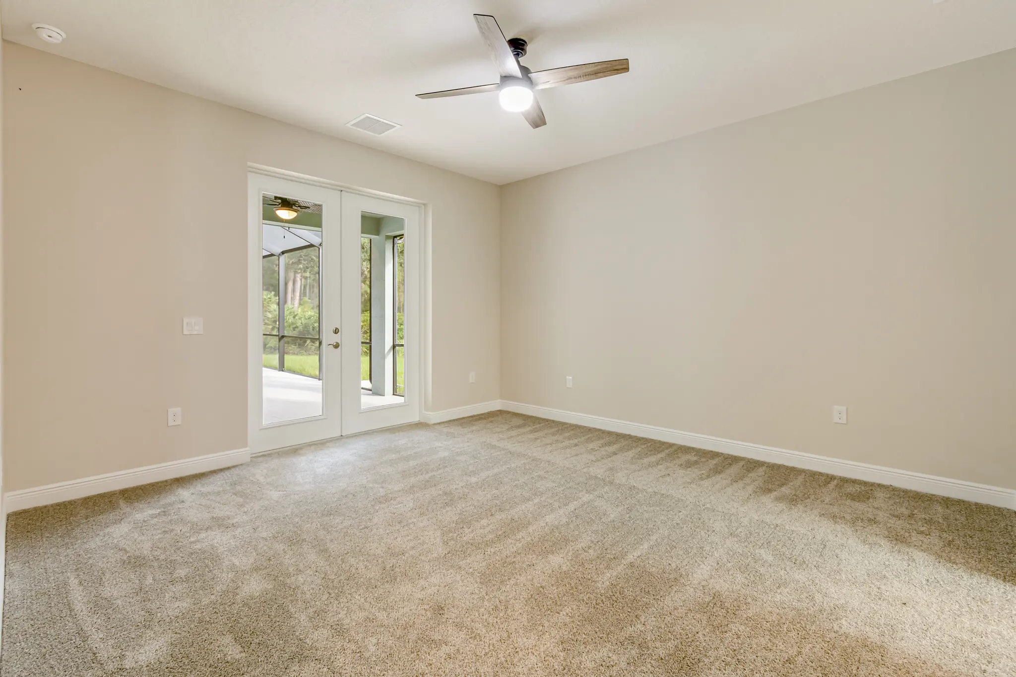 Michelle - Interior Photo 10