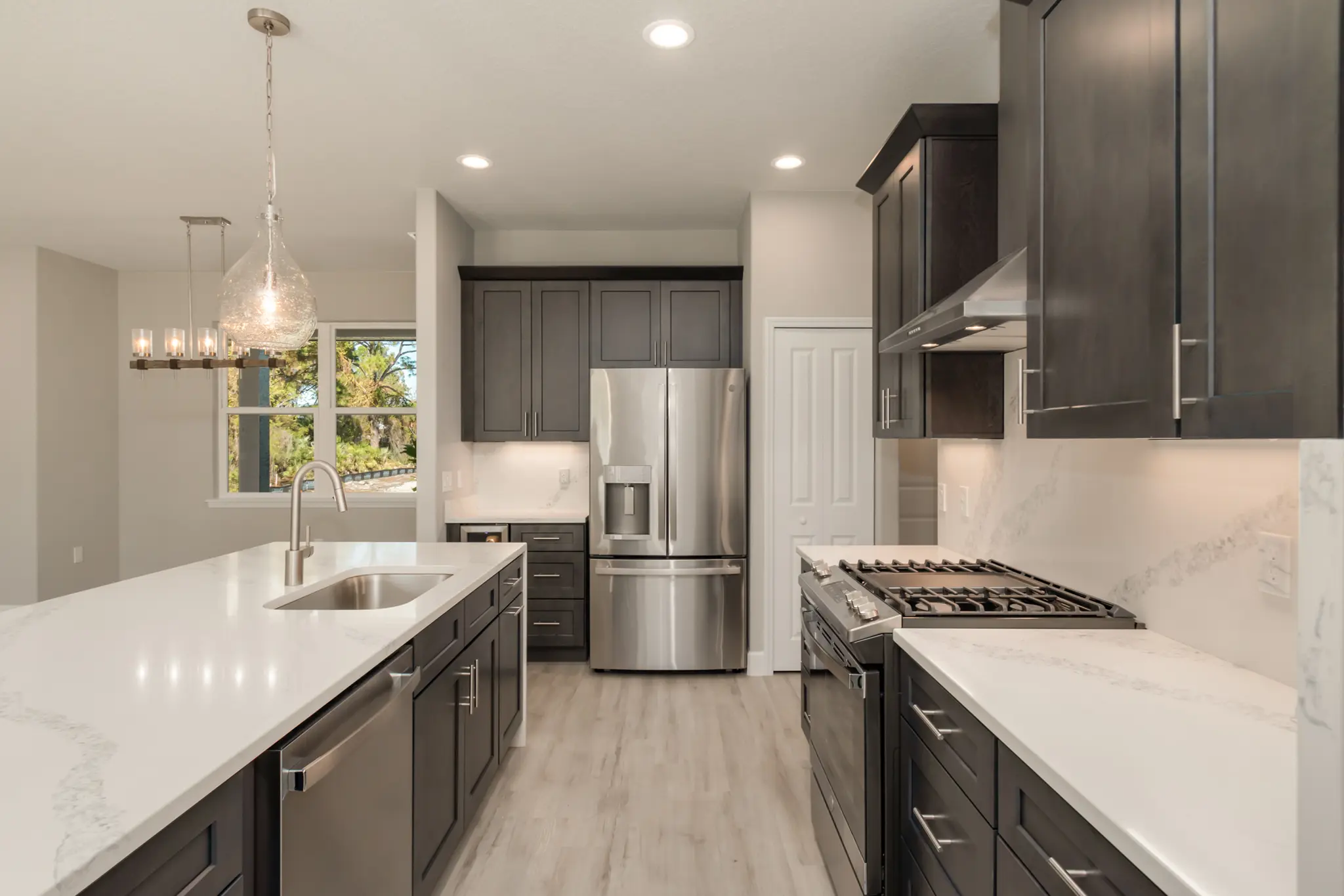 Gracie - Interior Photo 24