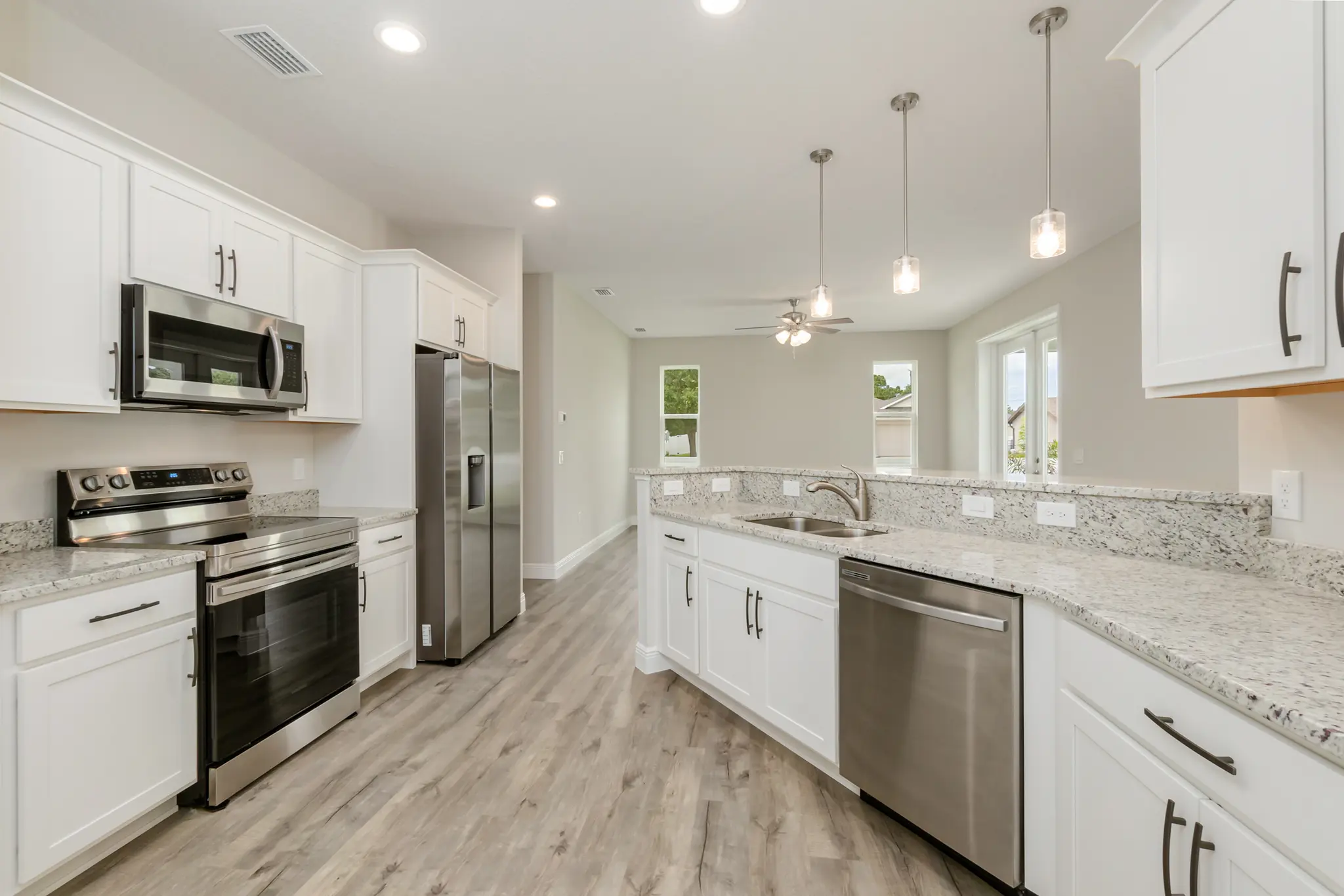 Springfield - Interior Photo 16