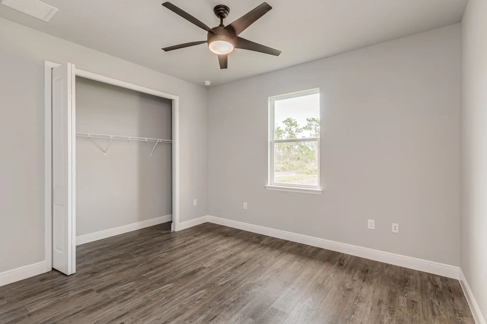 Barrington - Interior Photo 20