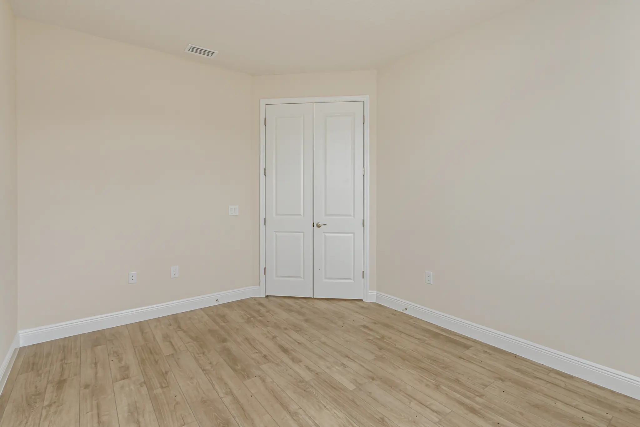 Savoy - Interior Photo 22