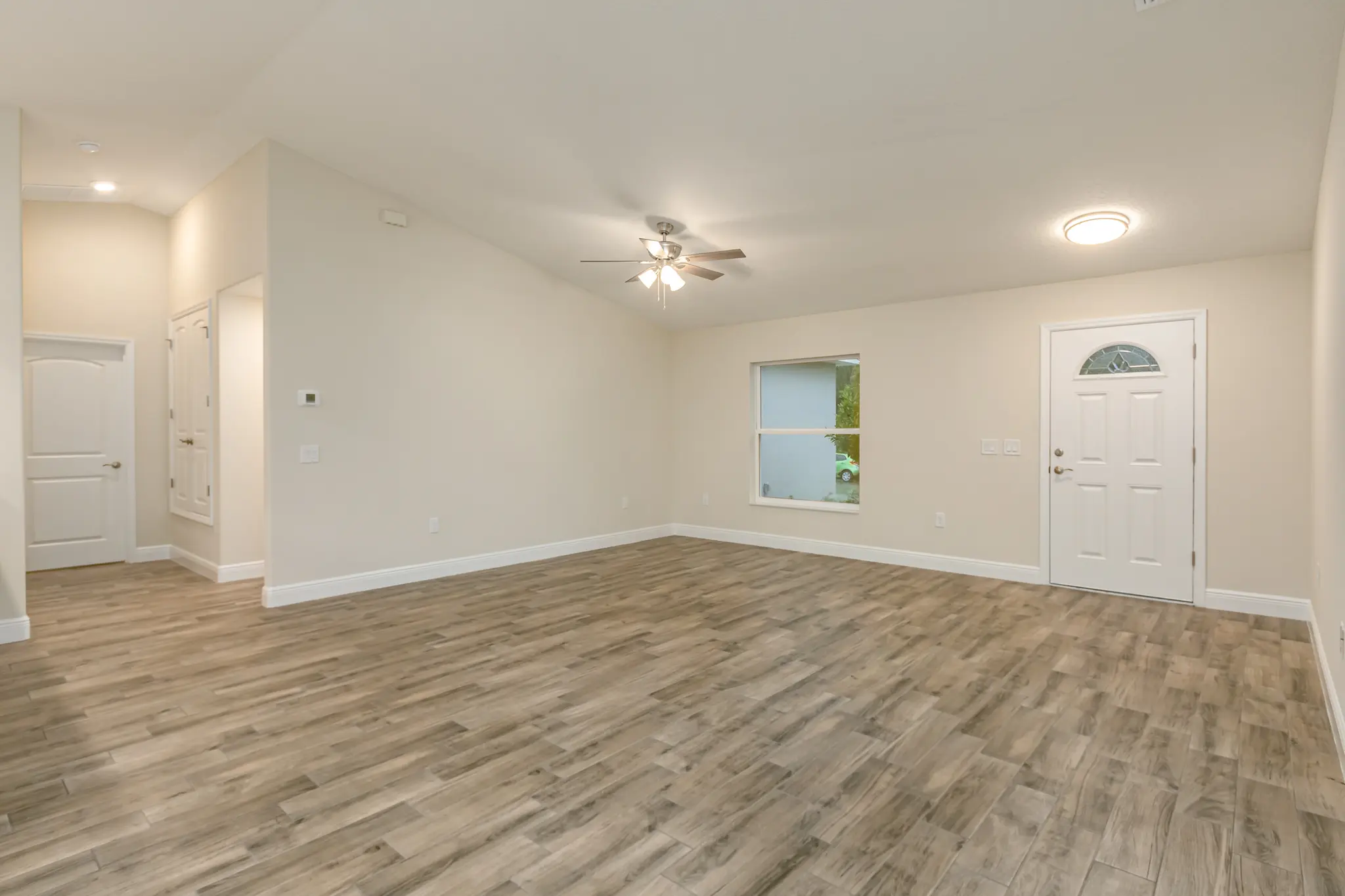 Bellmont - Interior Photo 9