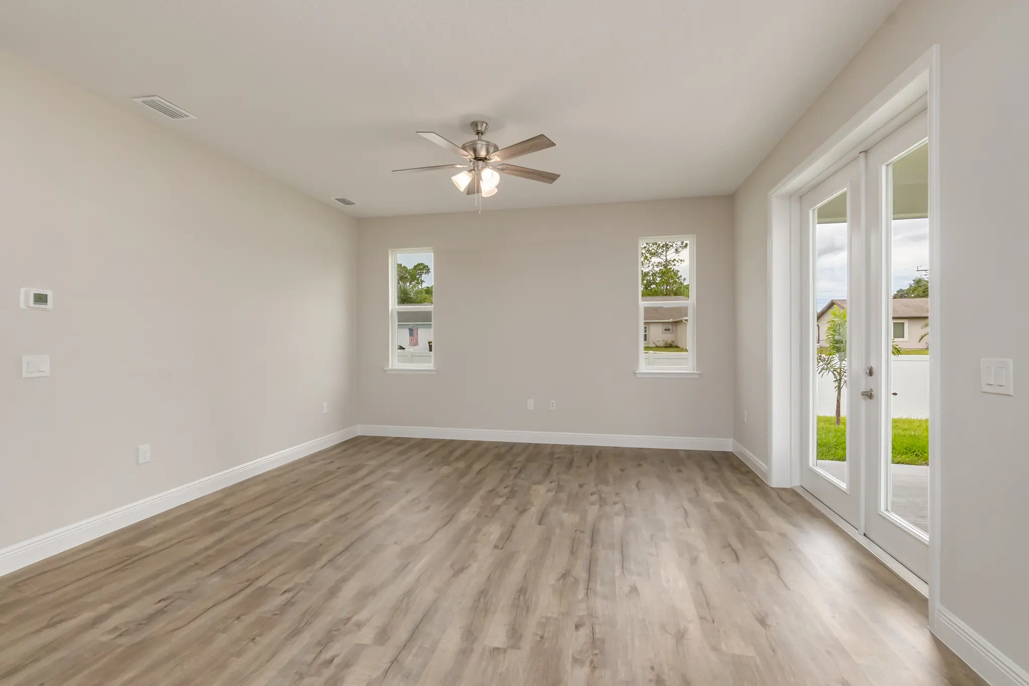 Springfield - Interior Photo 4