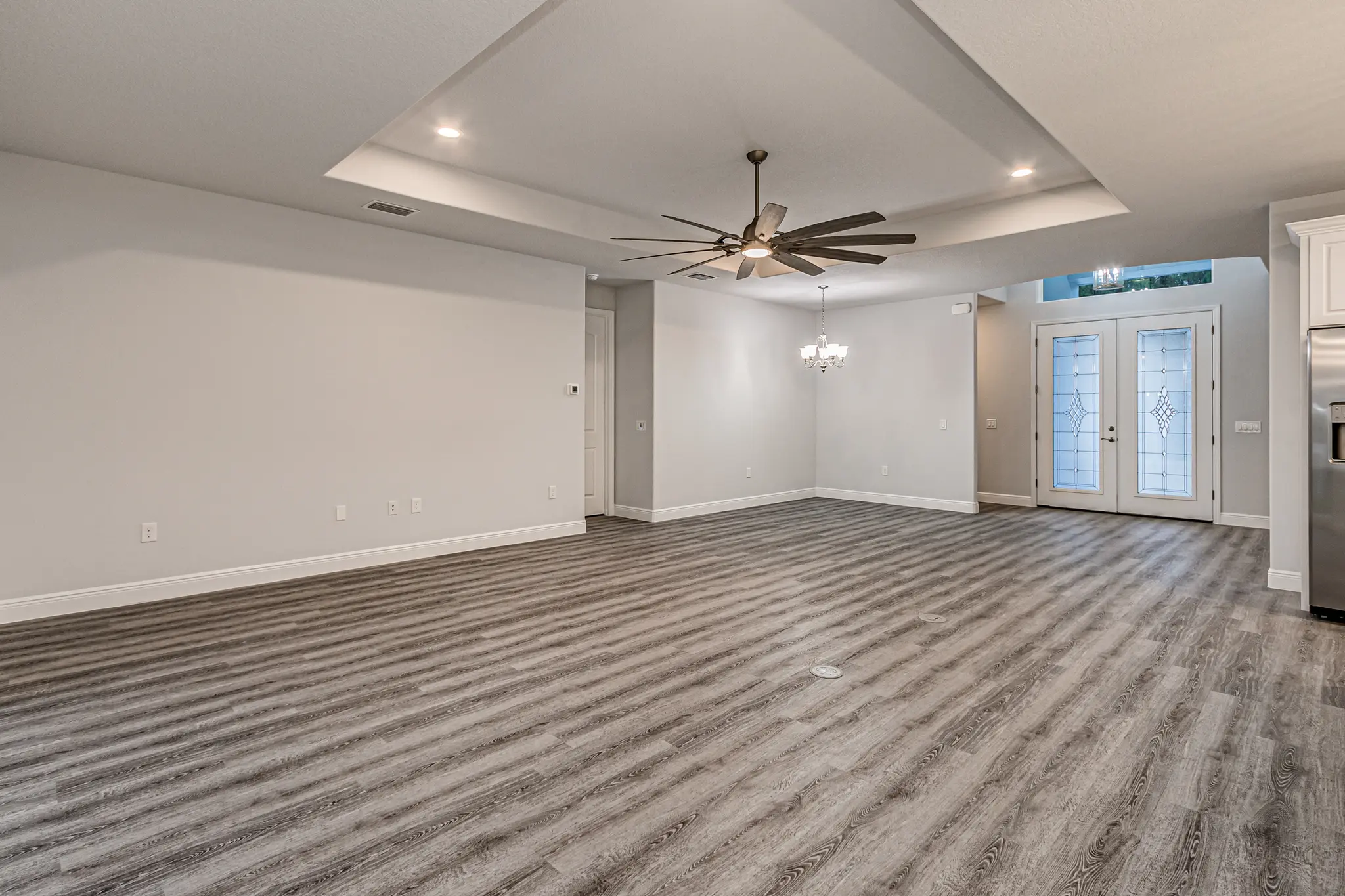 Barrington - Interior Photo 14