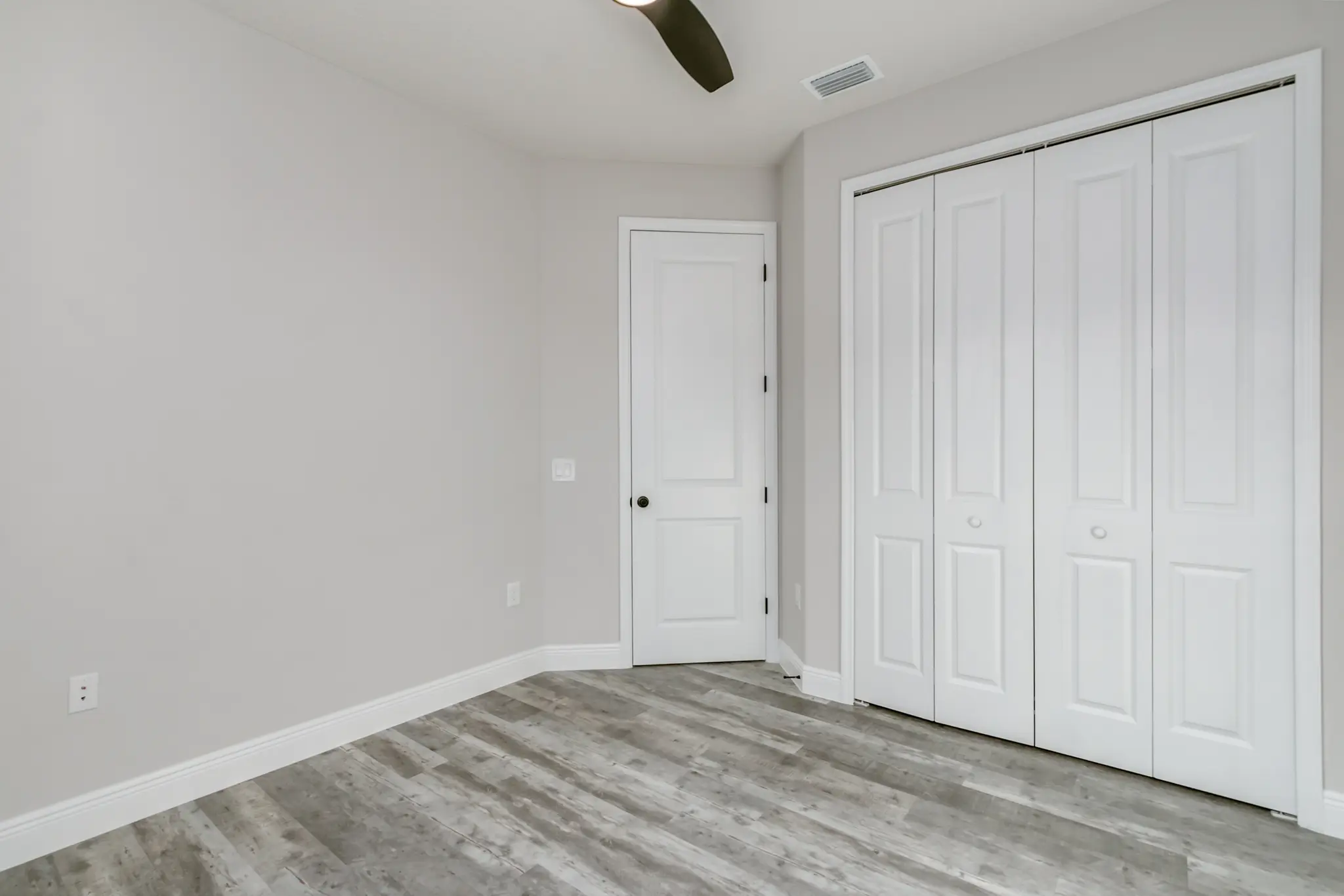 Gracie XL - Interior Photo 9