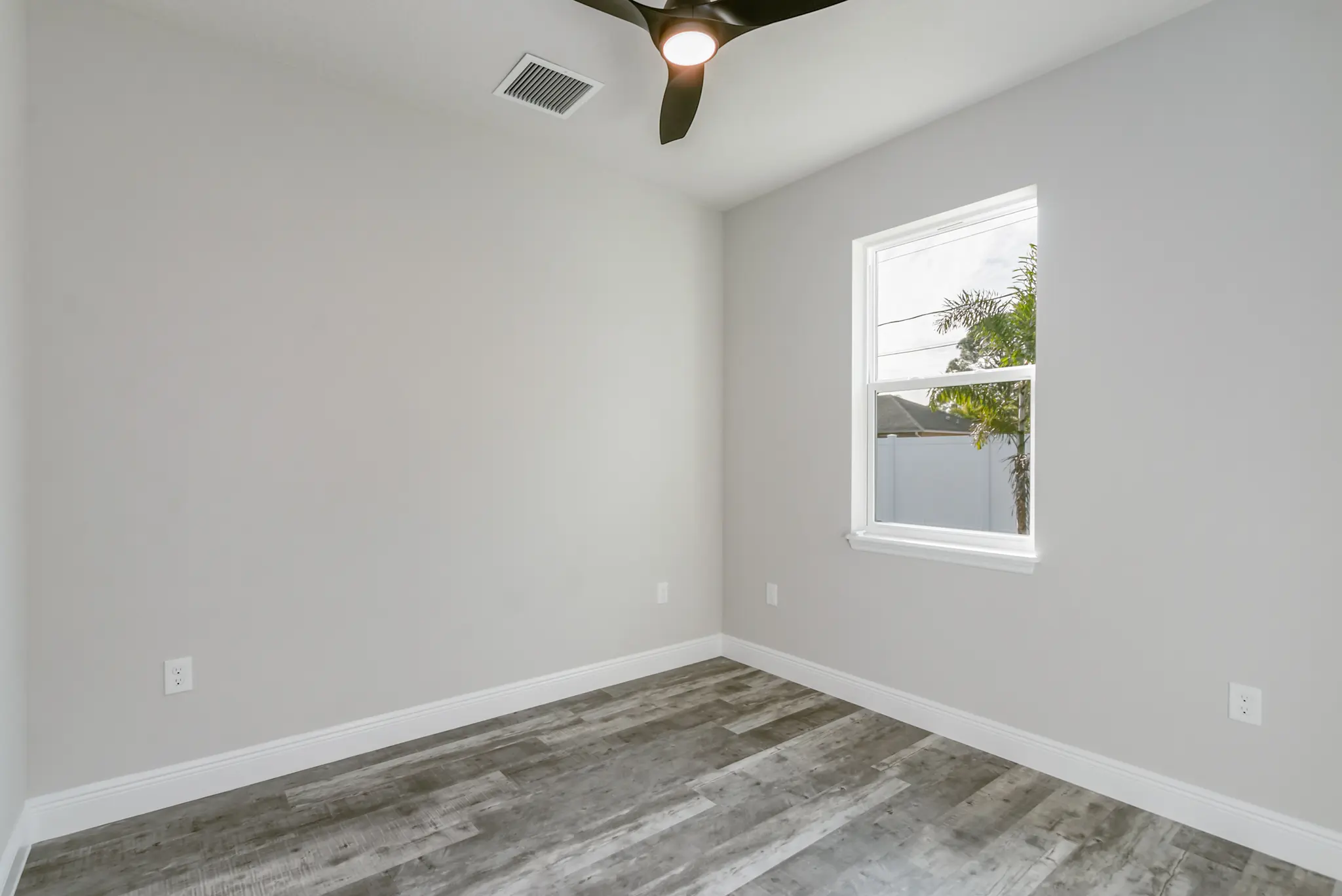 Gracie XL - Interior Photo 6