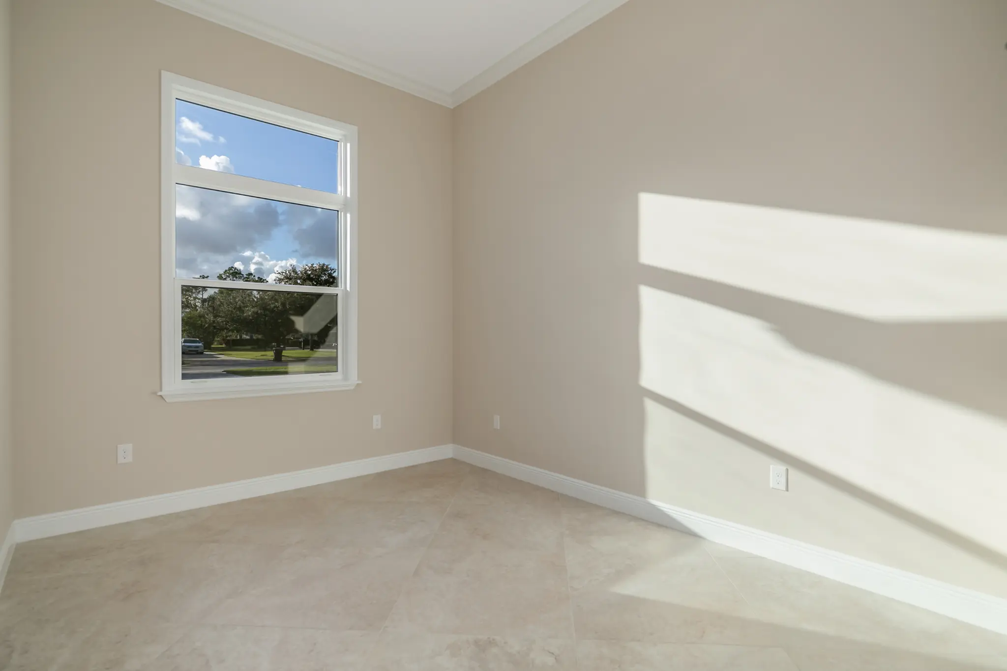 Wellington - Interior Photo 18