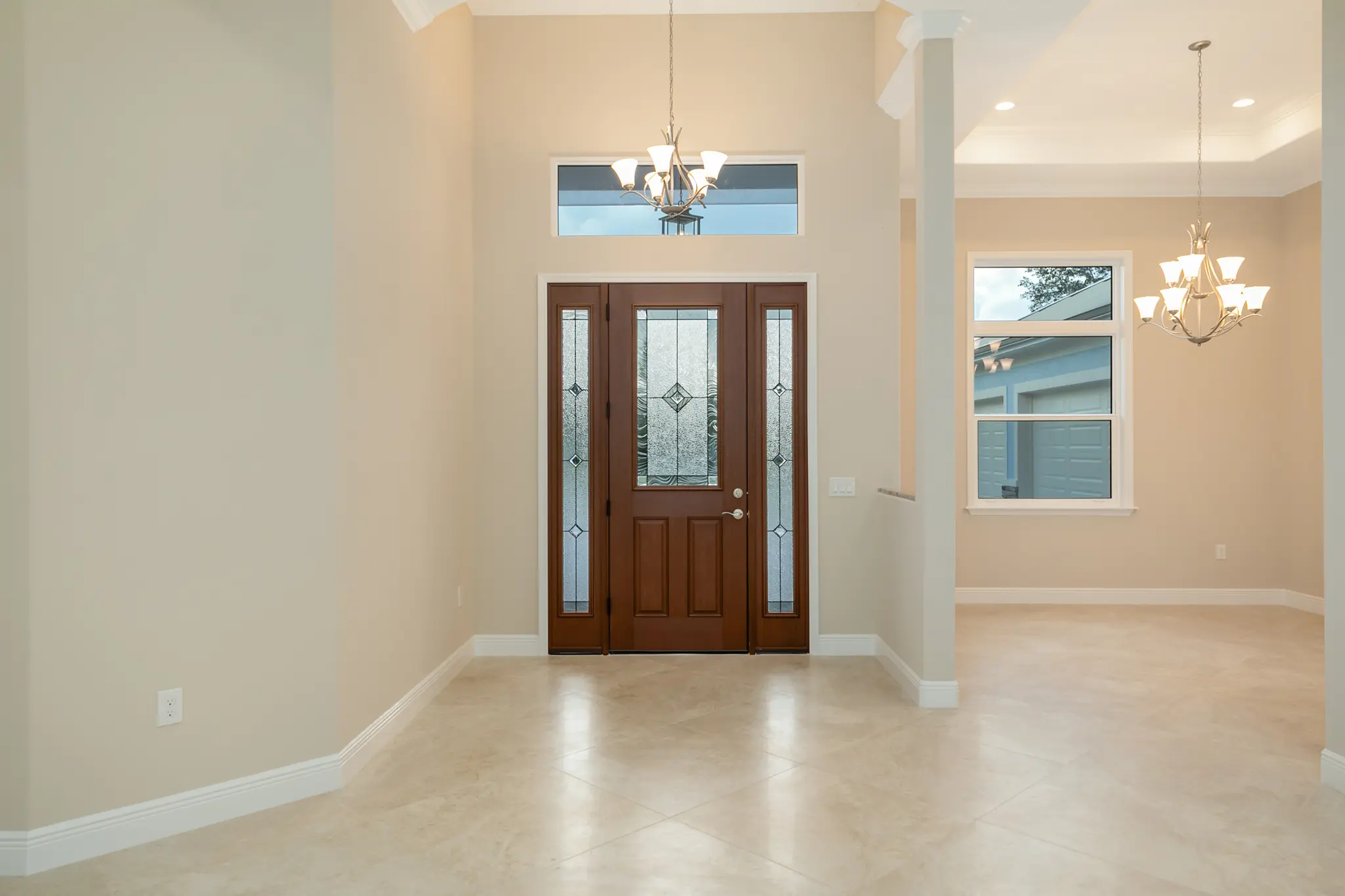 Wellington - Interior Photo 15