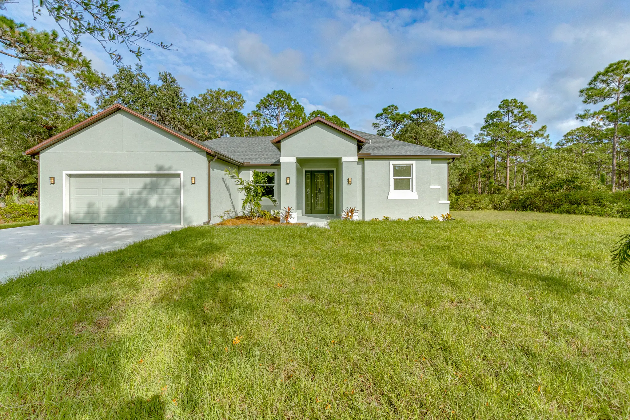 Michelle - Exterior Photo 2