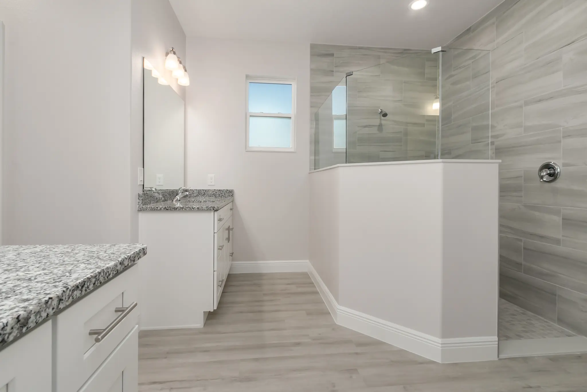 Willow - Interior Photo 4